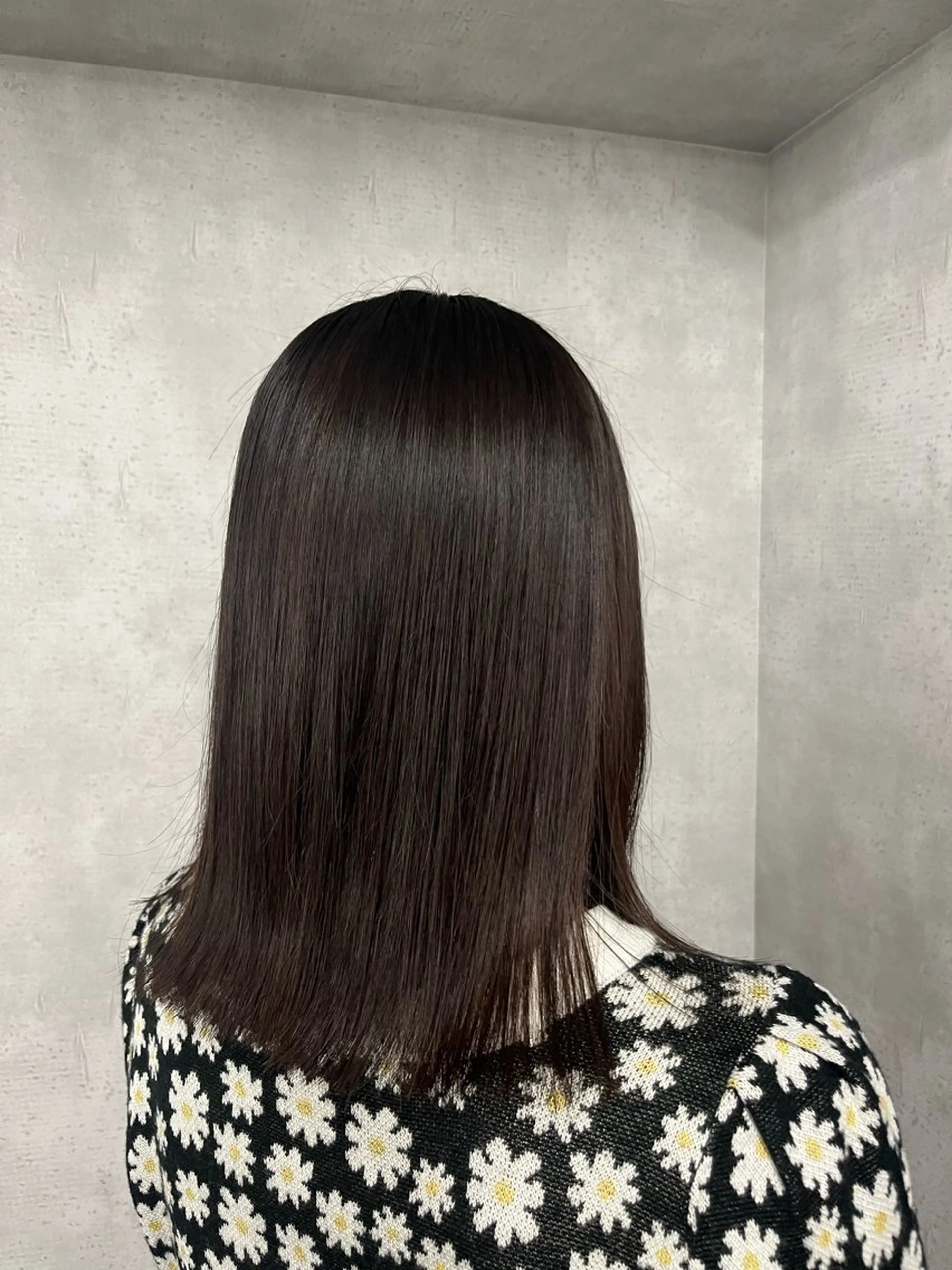 ミディアム anon Loemのヘアスタイル