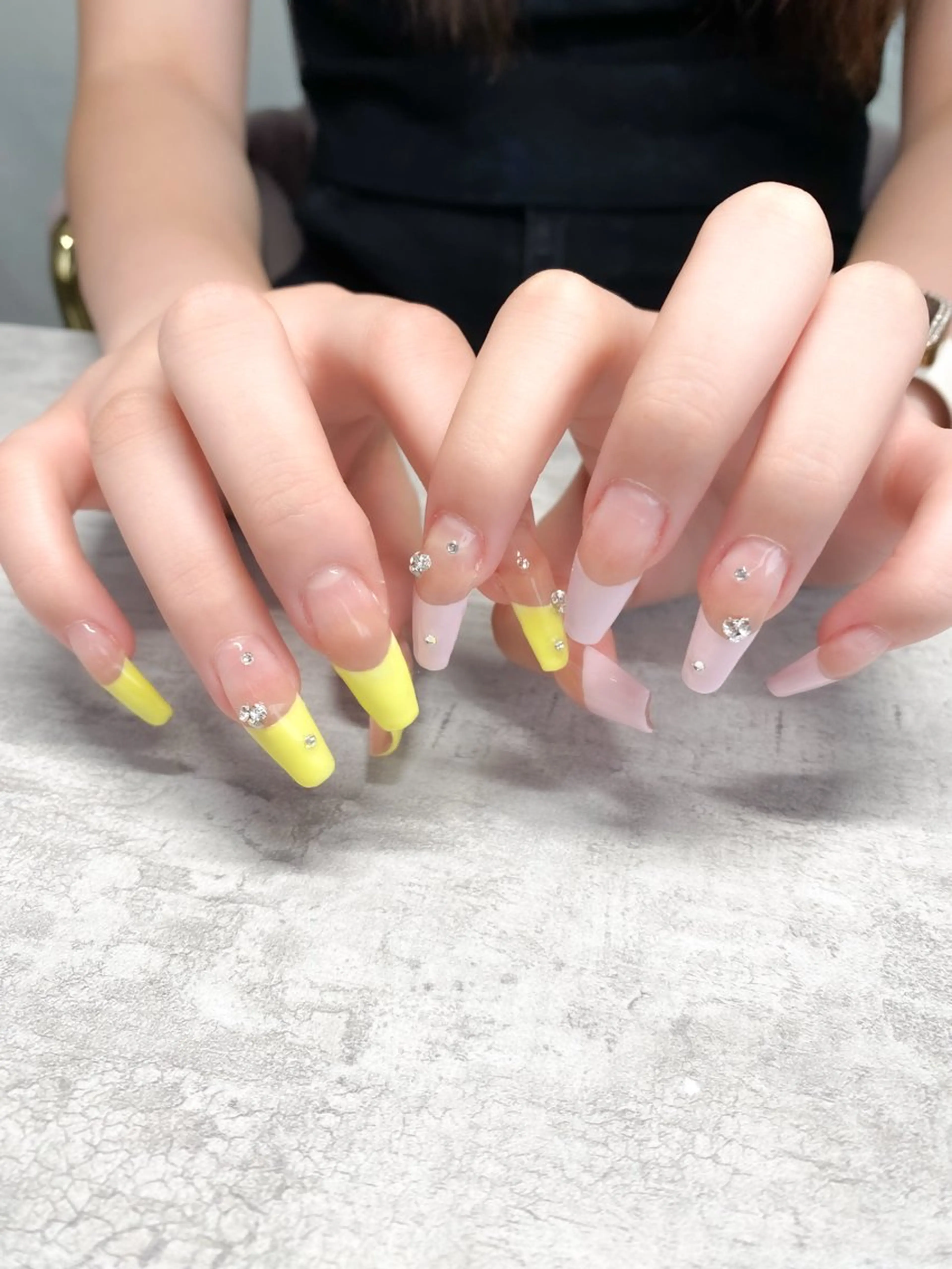 ネイル フレンチネイル キラキラネイル nail salon & U【アンドユー】のネイルデザイン