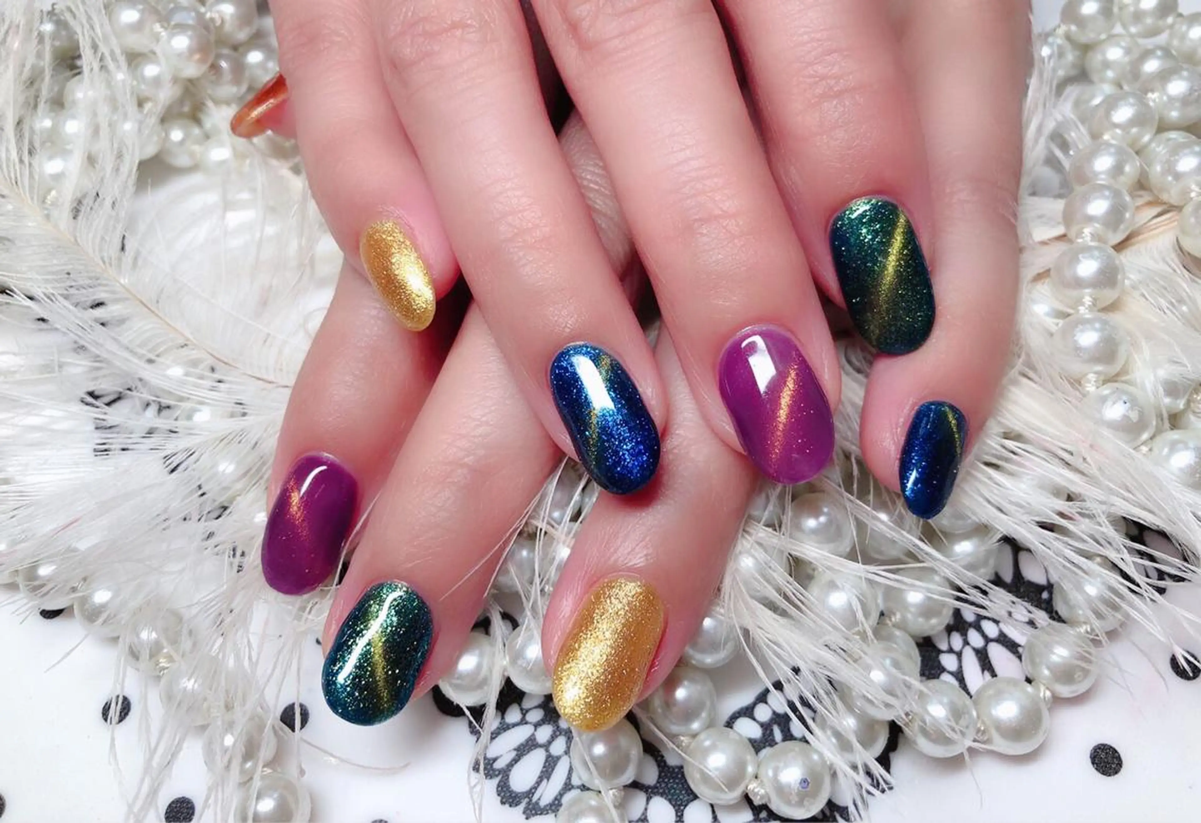 ネイル ハンドネイル マジック ミラーのネイルデザイン