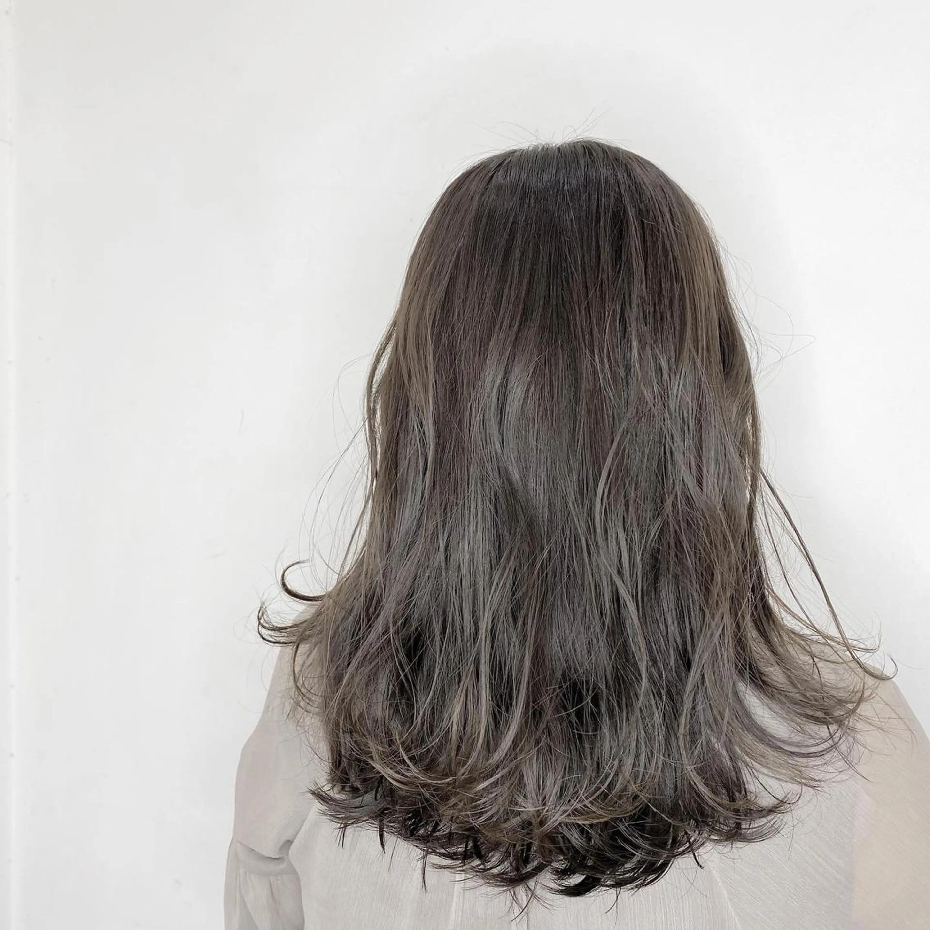 ミディアム 艶髪レイヤーの王 また復活の大澤竜馬のヘアスタイル