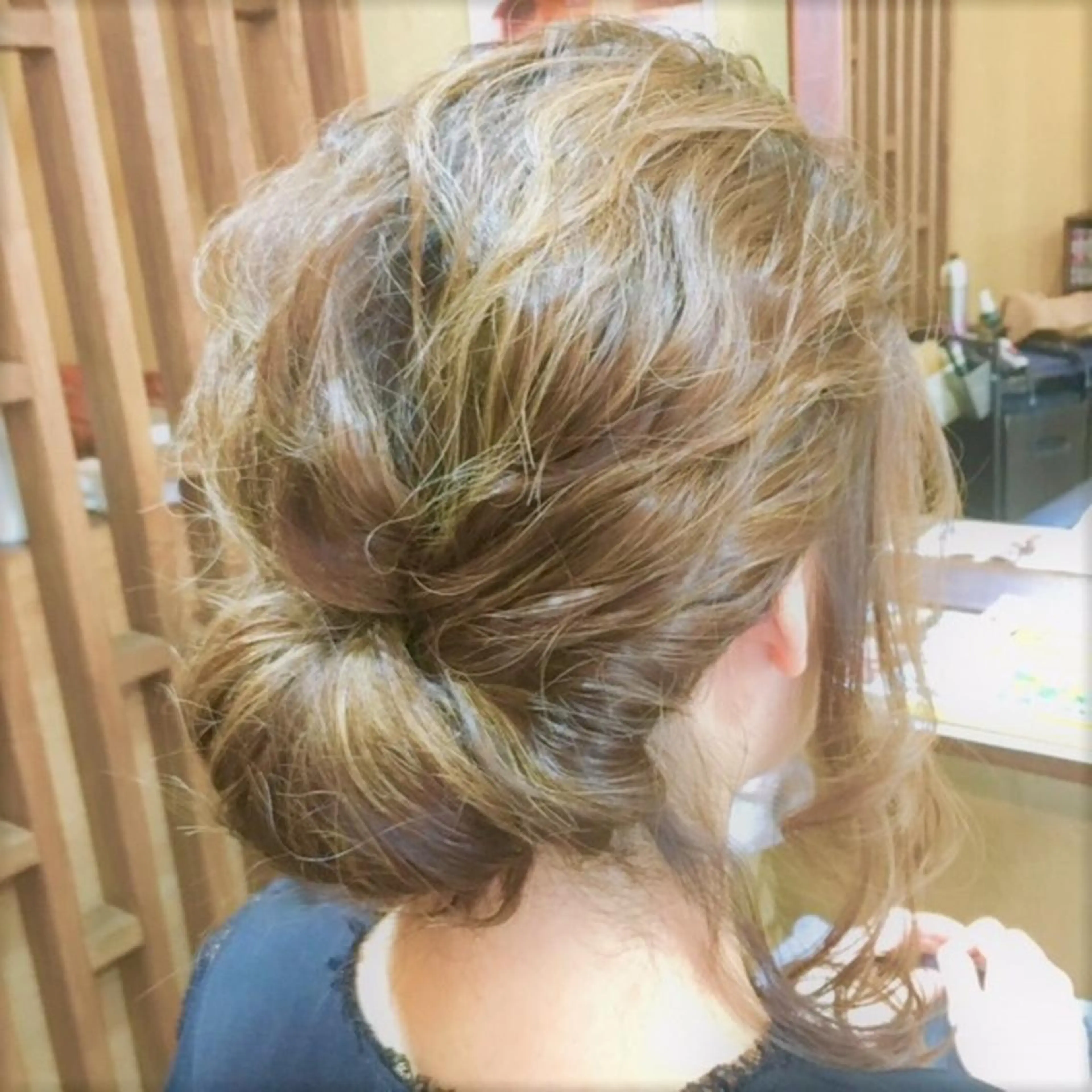 ロング ヘアアレンジ パピヨンロゼ 髪質改善/酸性のヘアスタイル