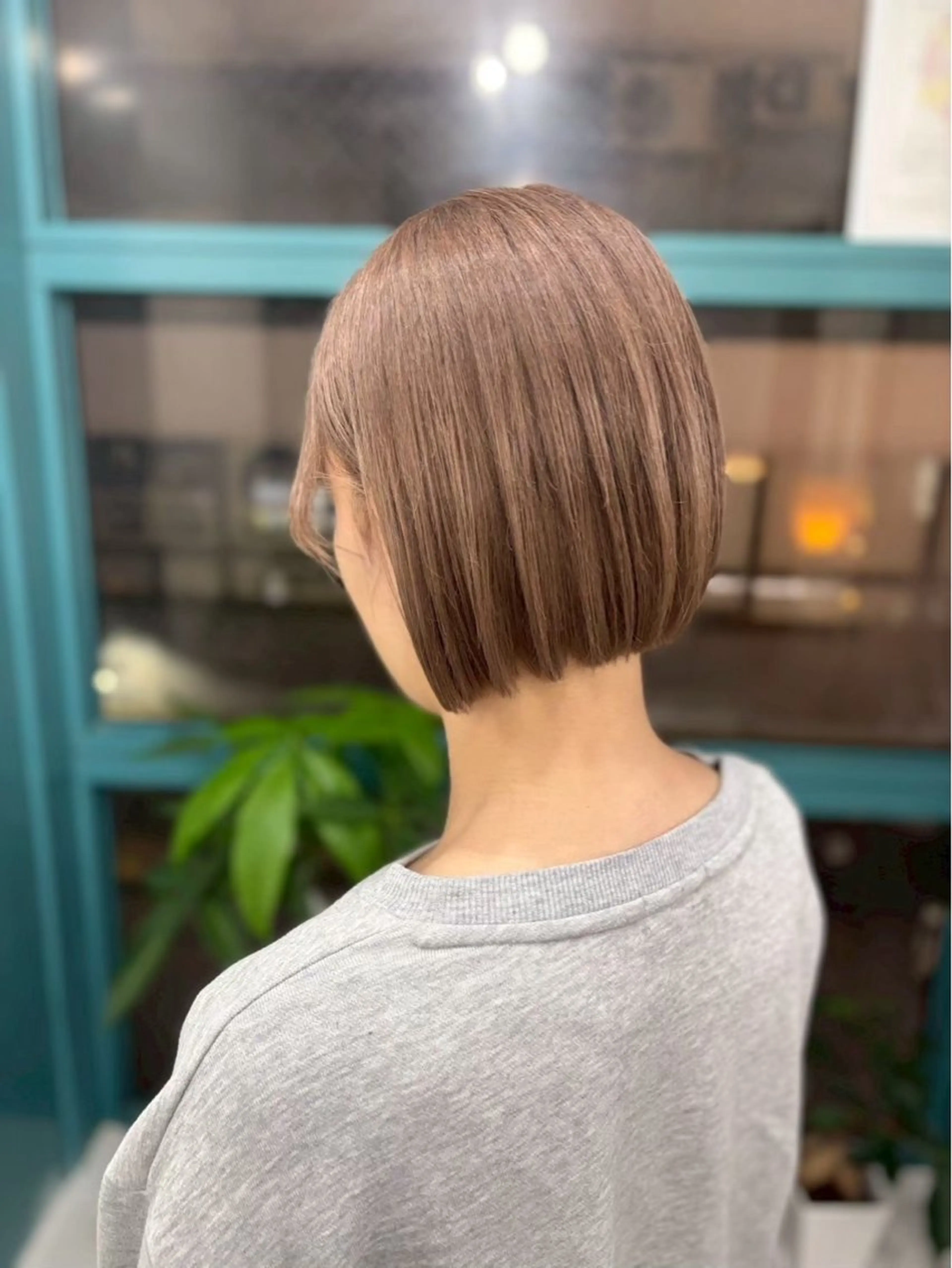 カラー ベージュカラー ミルクティーベージュ 大内 良斗のヘアスタイル