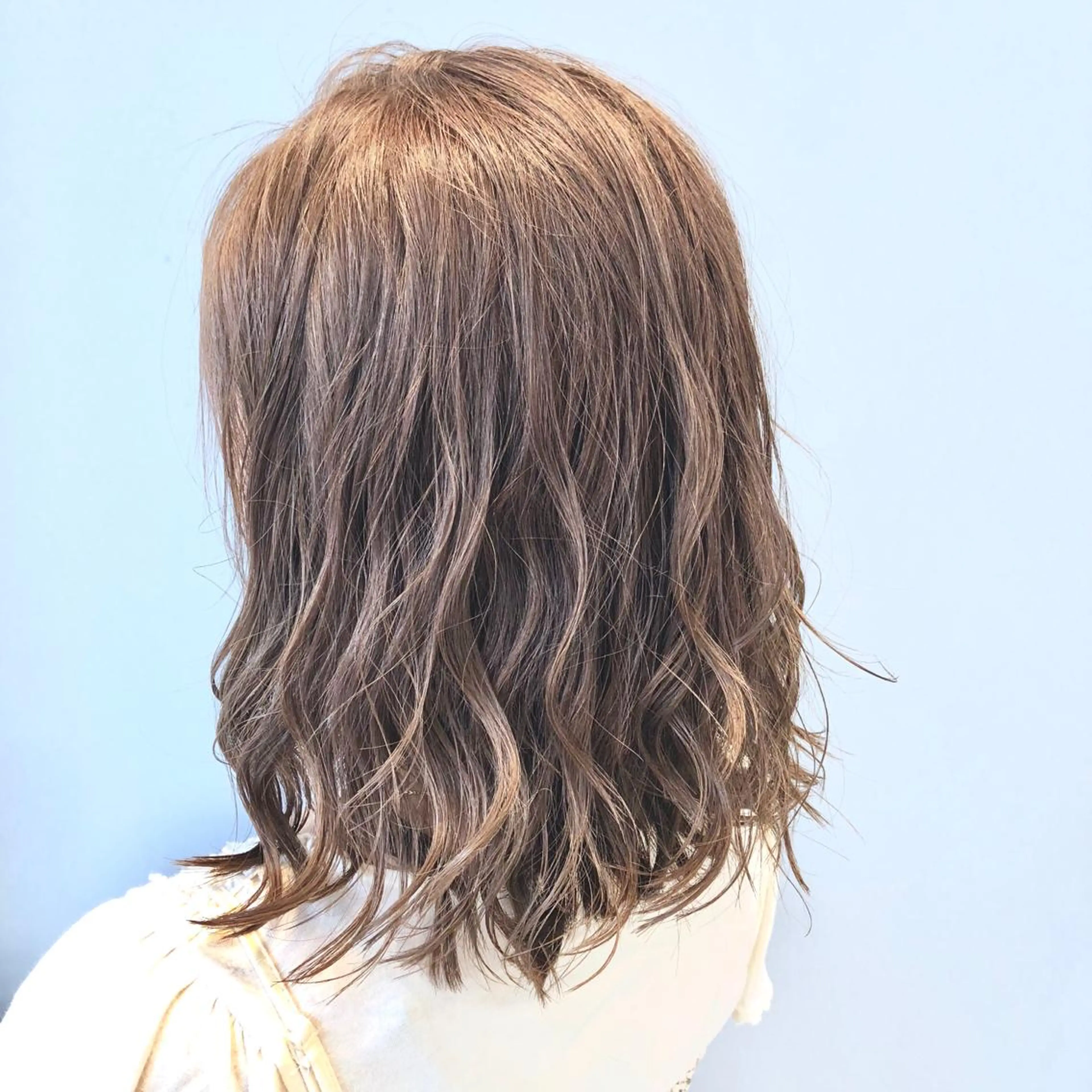 ミディアム カラー ブリーチ ケアブリーチ グレージュ イルミナカラー 外国人風カラー ヘアカラー トリートメント 🌈ぷる艶カラー🌈 髪質改善👑柳沼尚貴のヘアスタイル