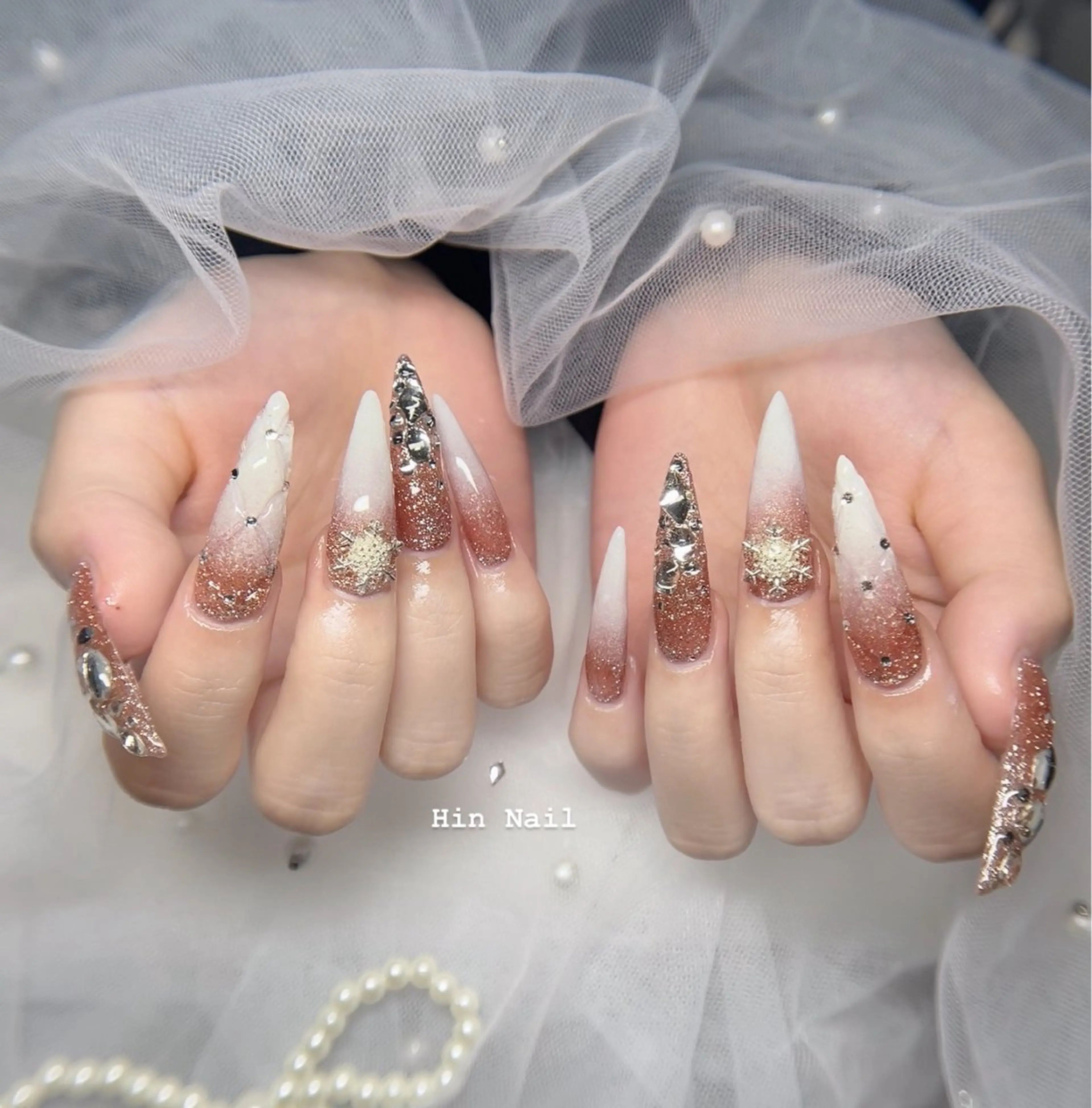 ネイル ハンドネイル HIN NAILのネイルデザイン