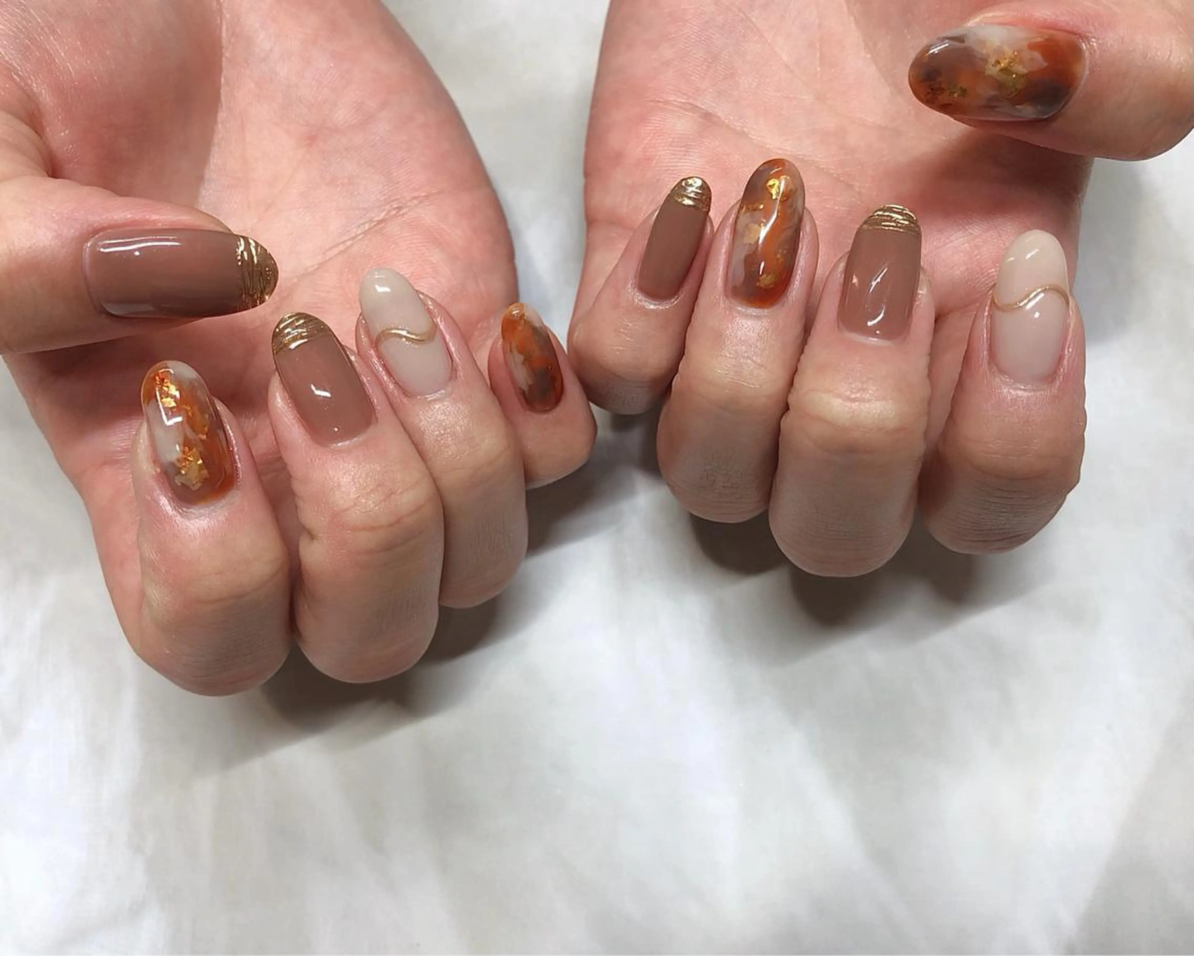 ネイル べっ甲ネイル ハンドネイル saki_ nail heronのネイルデザイン
