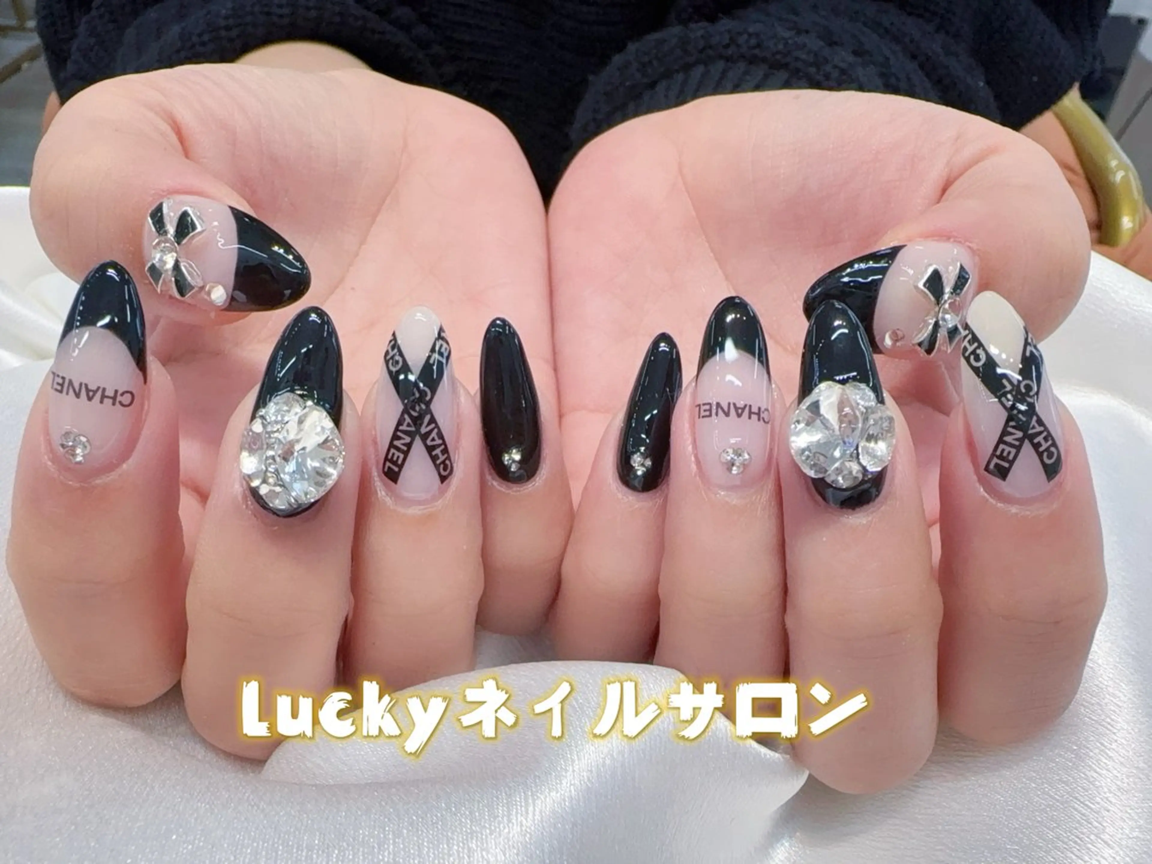 ネイル アートネイル チークネイル 長さ出し フットネイル ジェルネイル ハンドネイル ハンドケア ラッキーネイルサロン 西川口東口店のネイルデザイン