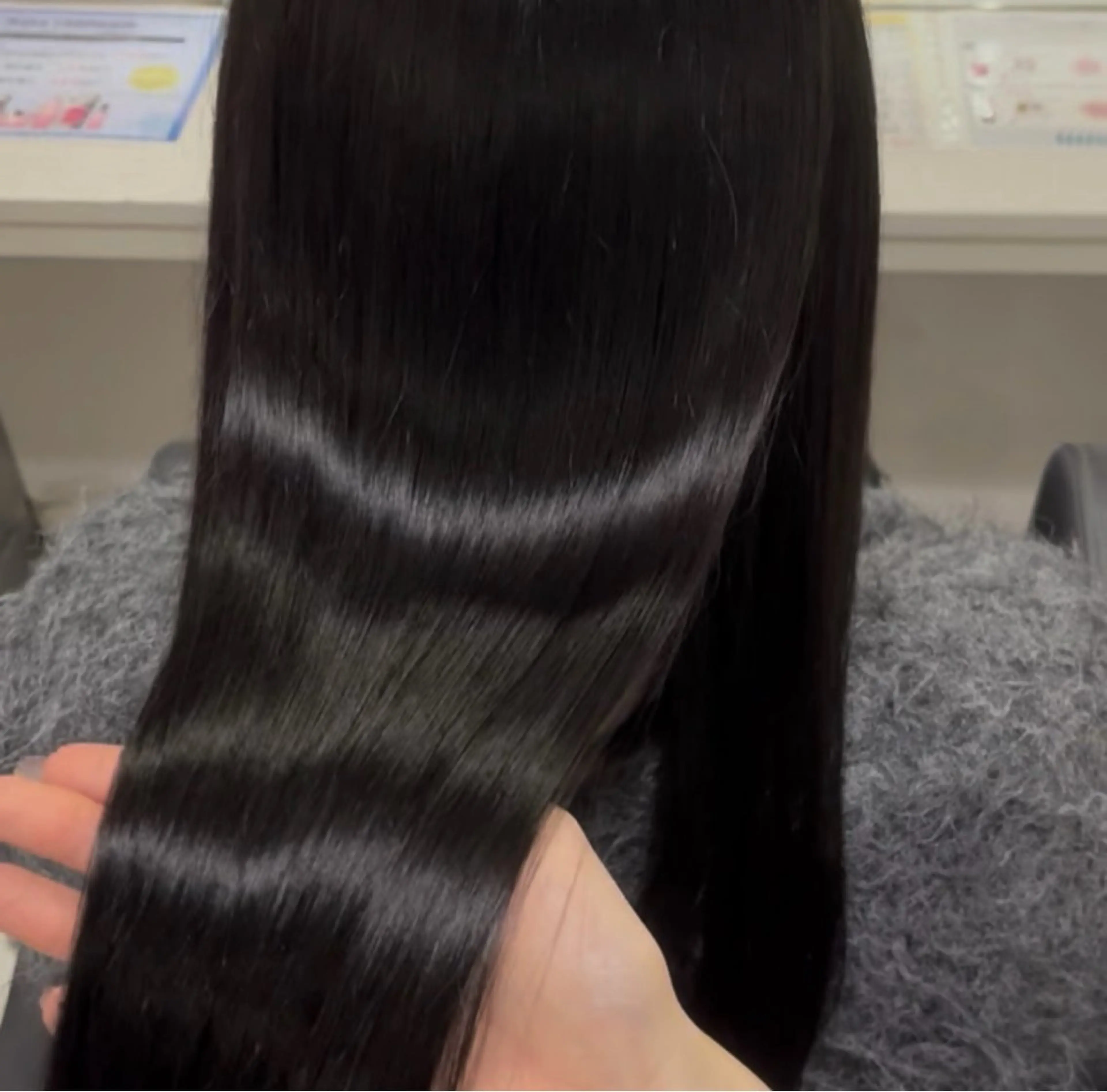 セミロング カラー ヘアカラー トリートメント 🦋REISA🦋 エクステ×ハイトーンのヘアスタイル