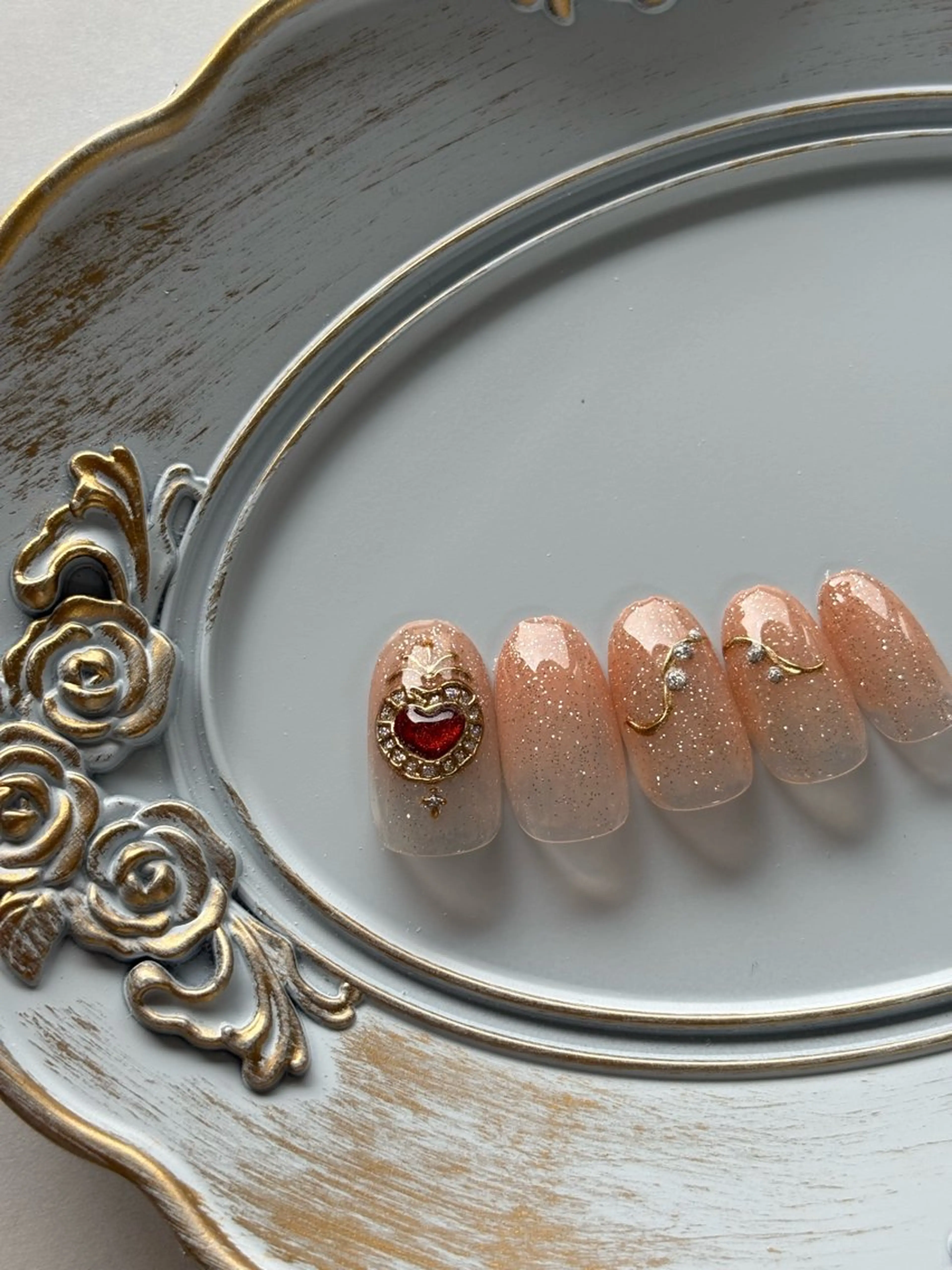 ネイル ハンドネイル FIORITURA Maikoのネイルデザイン