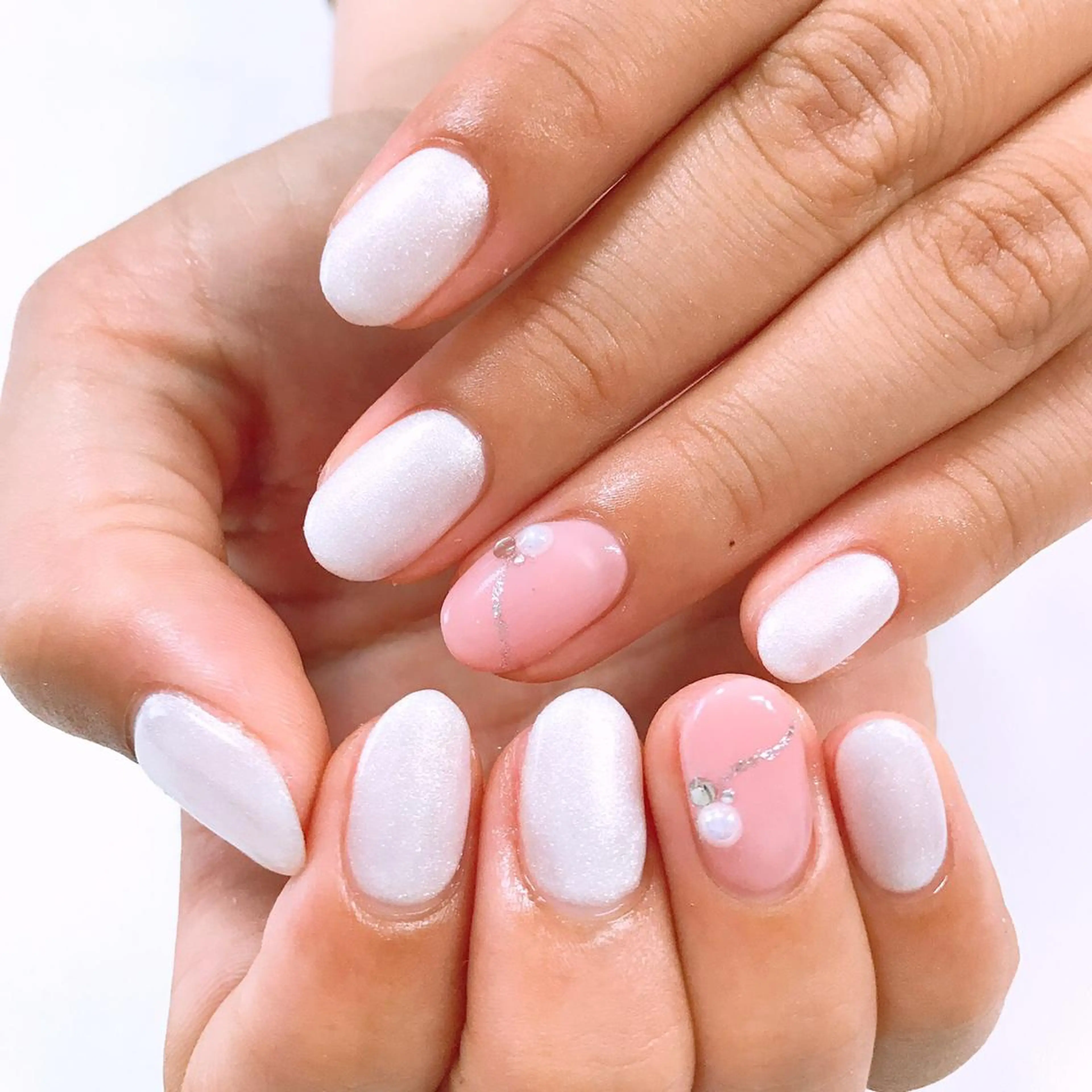 ネイル アートネイル 長さ出し フットネイル グリーン ニュアンスネイル Lily Roseスタッフ一同のマツエク・マツパデザイン