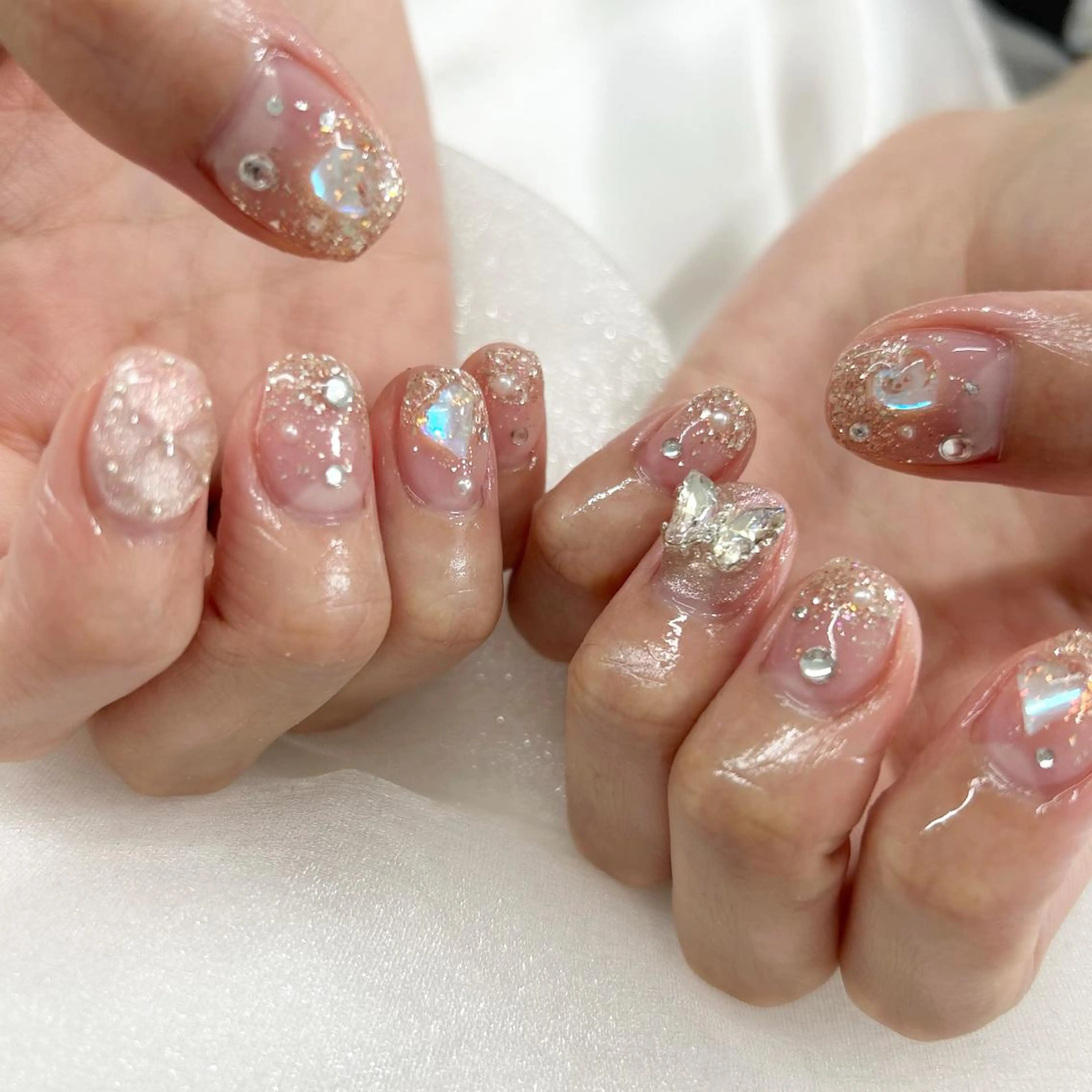 ネイル マツエク・マツパ アイブロウ ワンホンマツエク ワンホンネイル pu muのネイルデザイン