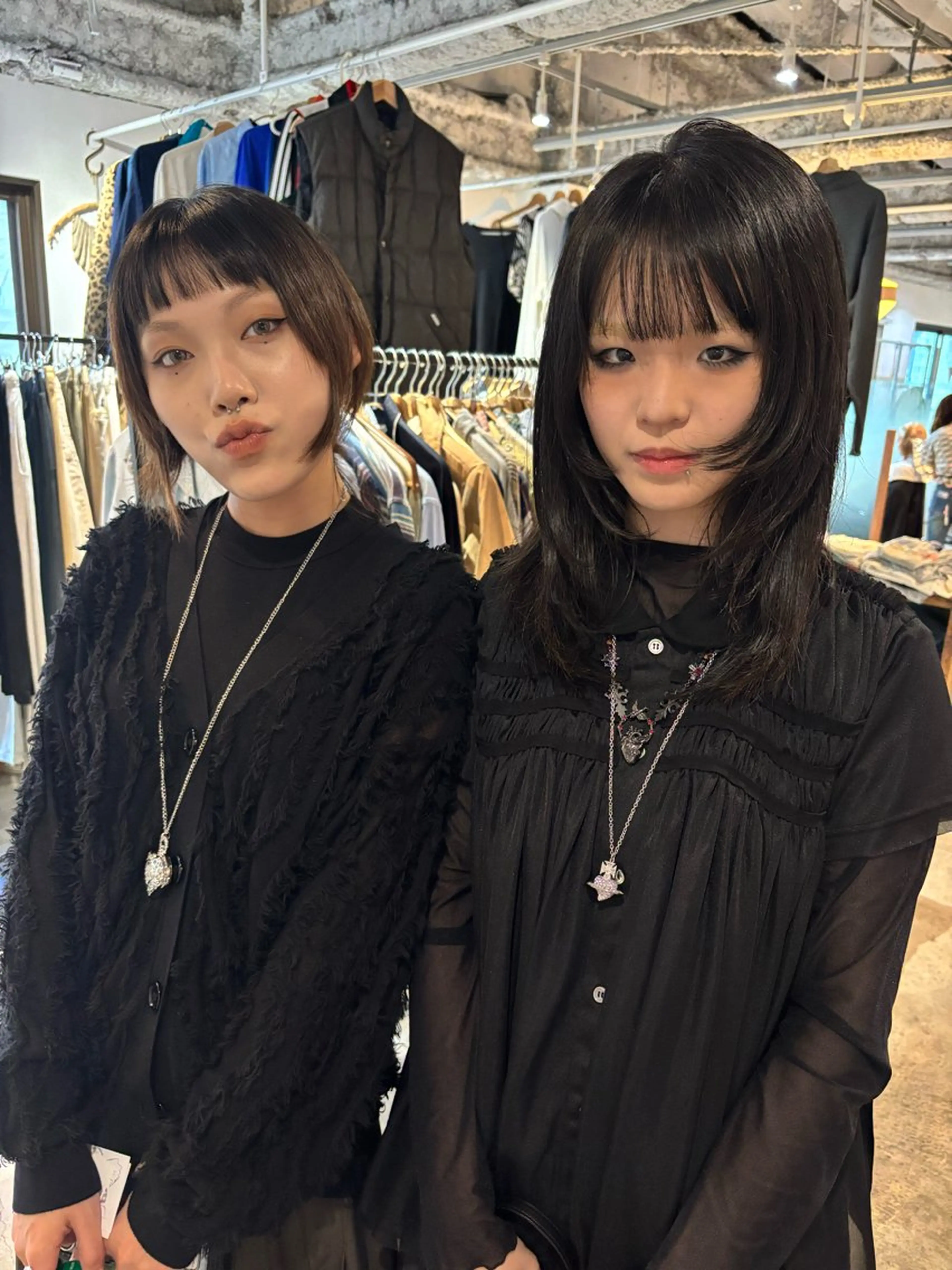 セミロング カット ヘアカラー トリートメント Hayashi Shioriのヘアスタイル