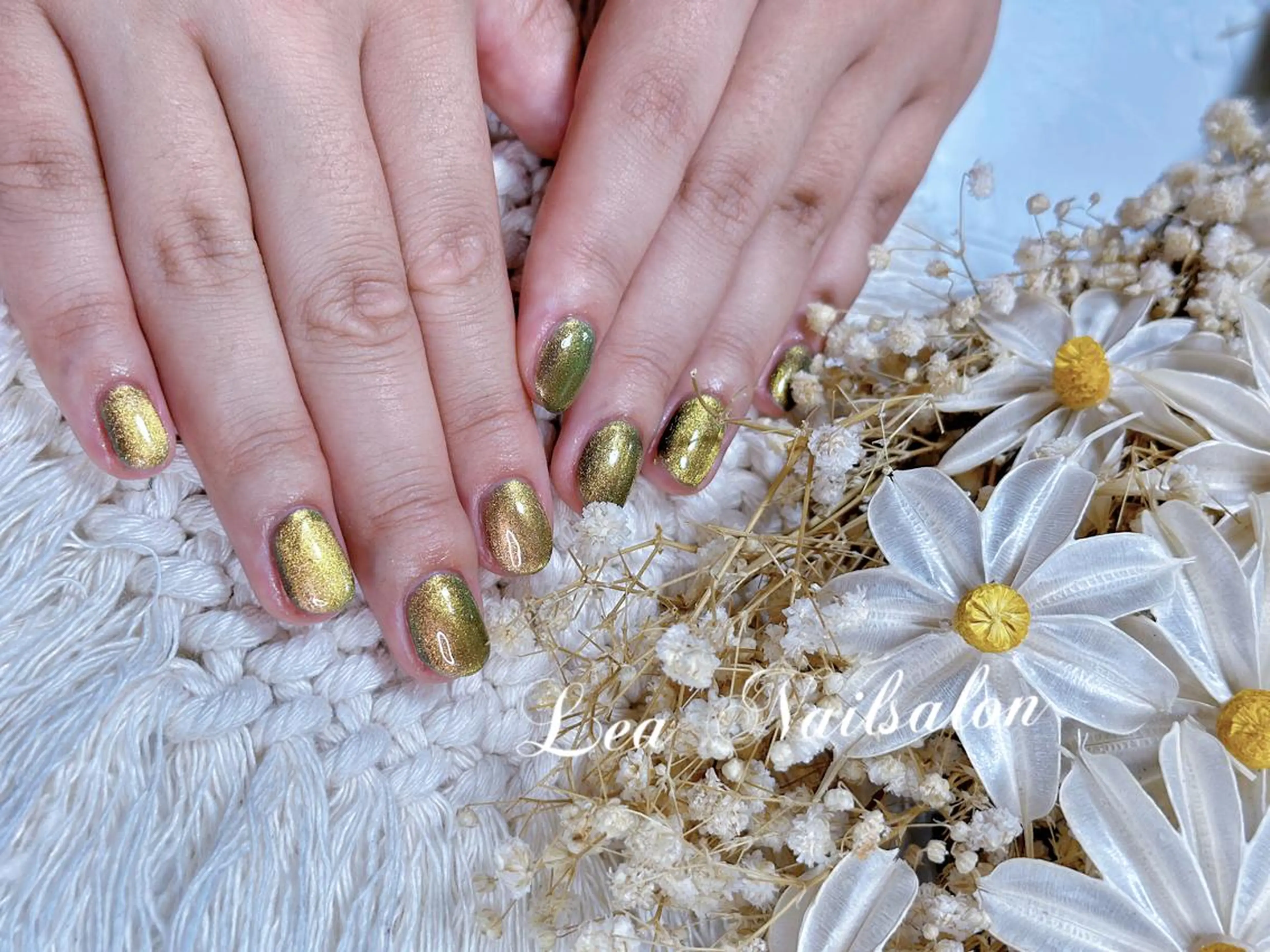 ショート カラー ネイル Le’a NailSalonのネイルデザイン