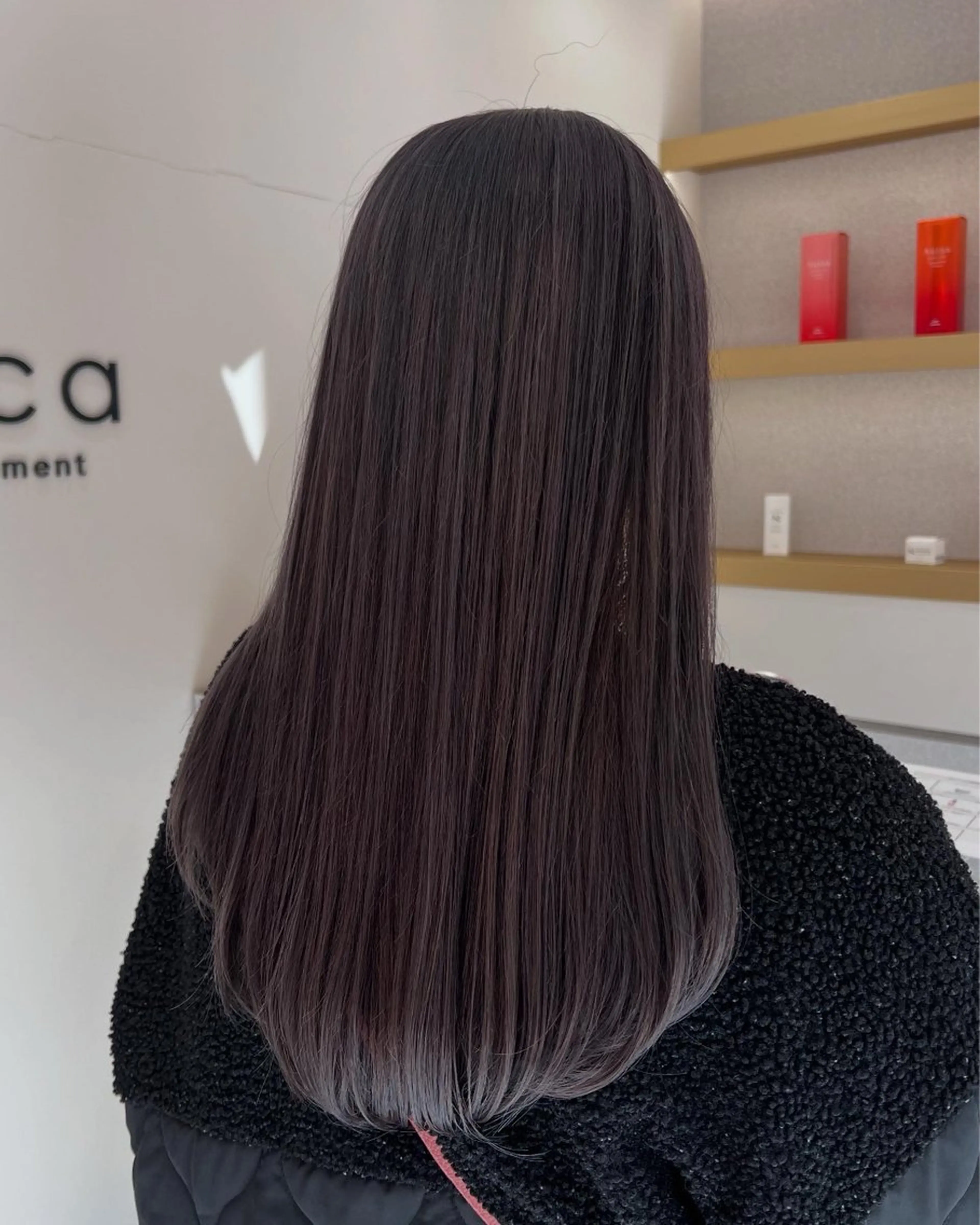 ロング カラー ブリーチ 暗髪/艶髪/Ono .のヘアスタイル