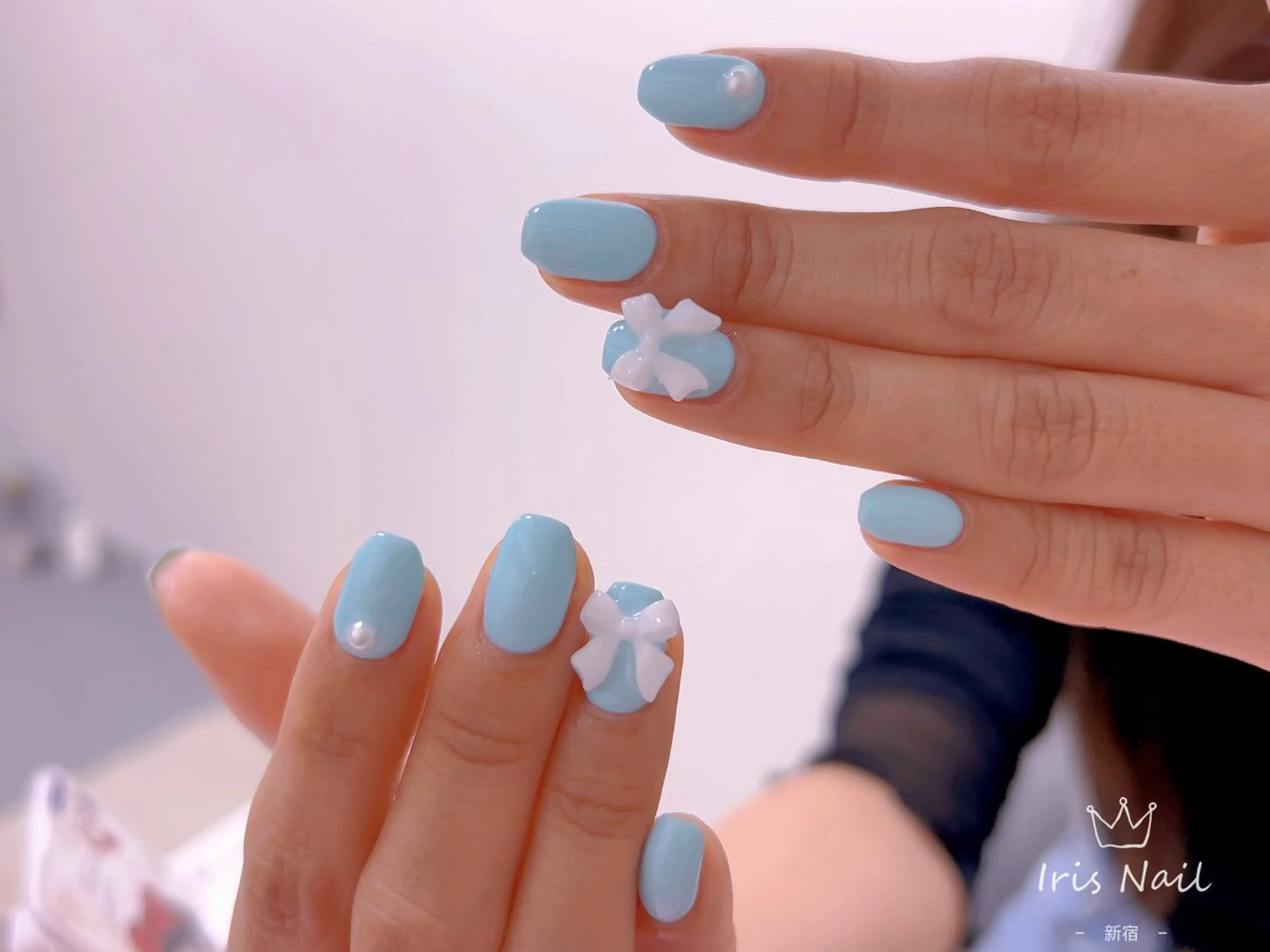 ネイル フレンチネイル ジェルネイル グラデーション 韓国ネイル マグネットネイル ハンドネイル 【長さ出し】 IRIS NAILのネイルデザイン