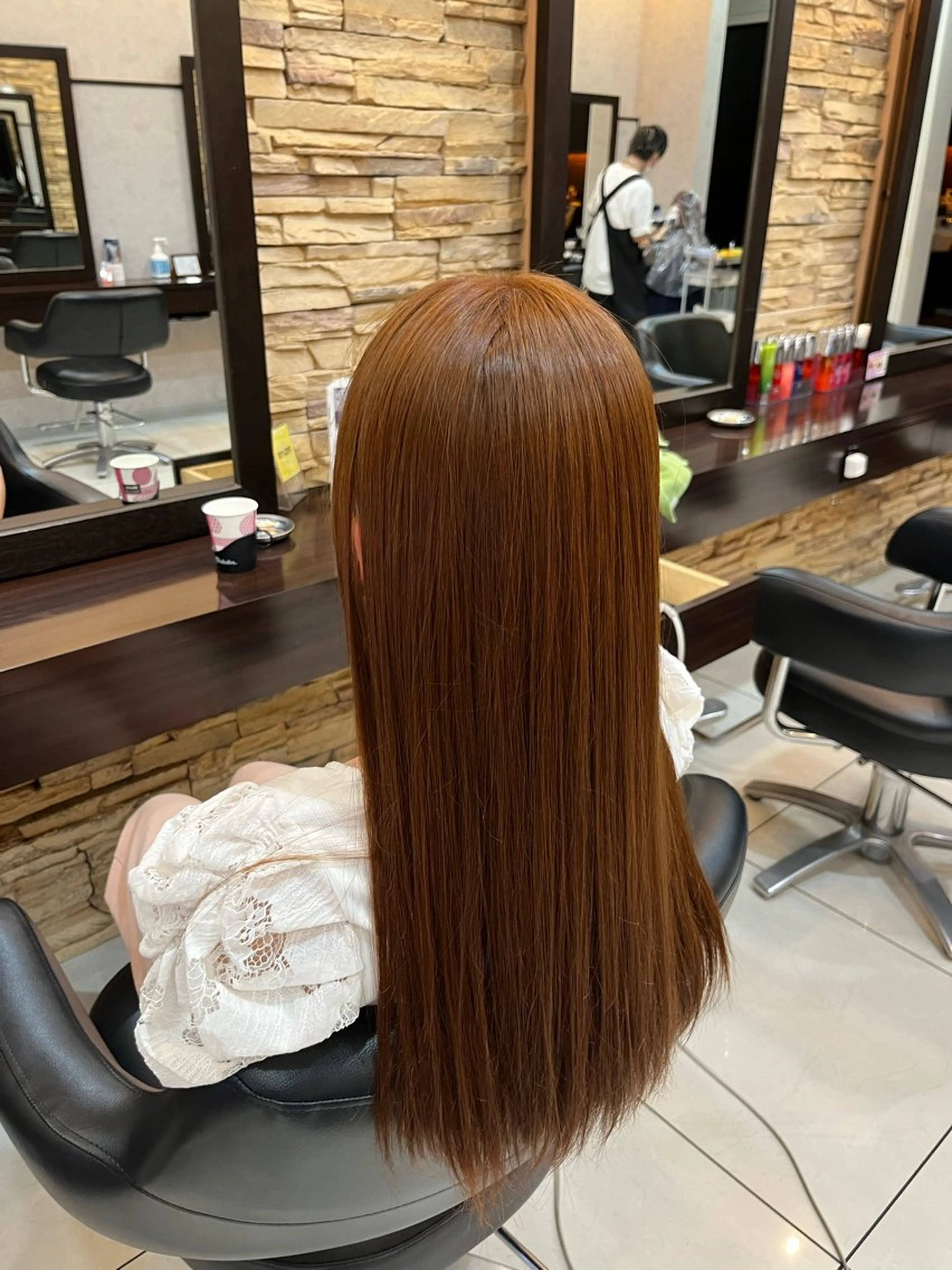 カラー ブリーチ ブラウンカラー ブリーチなしカラー オレンジ オレンジブラウン 透明感カラー✨🩵 韓国ヘアkanatoのヘアスタイル