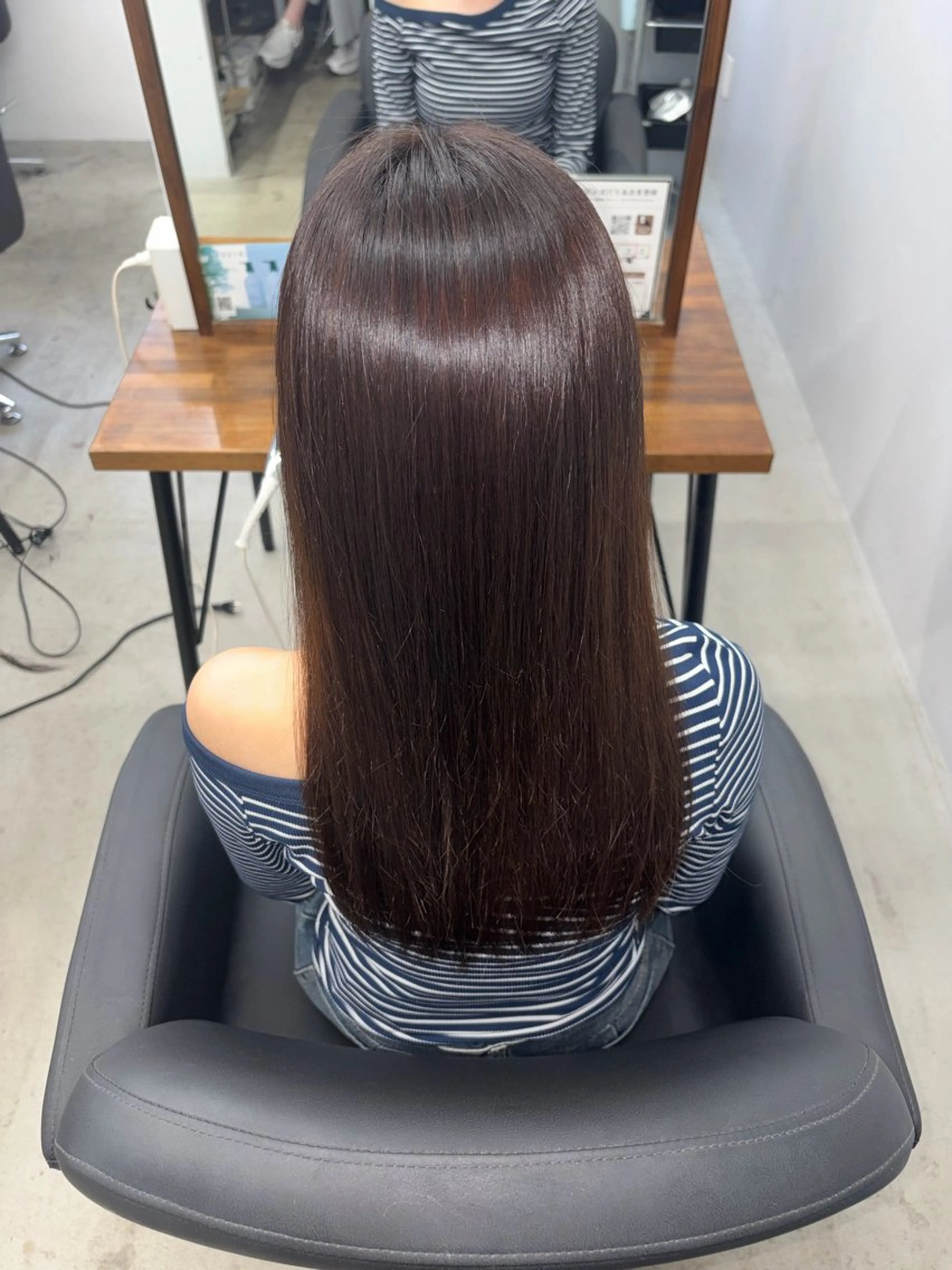 パーマ 縮毛矯正 山根 明紗のヘアスタイル