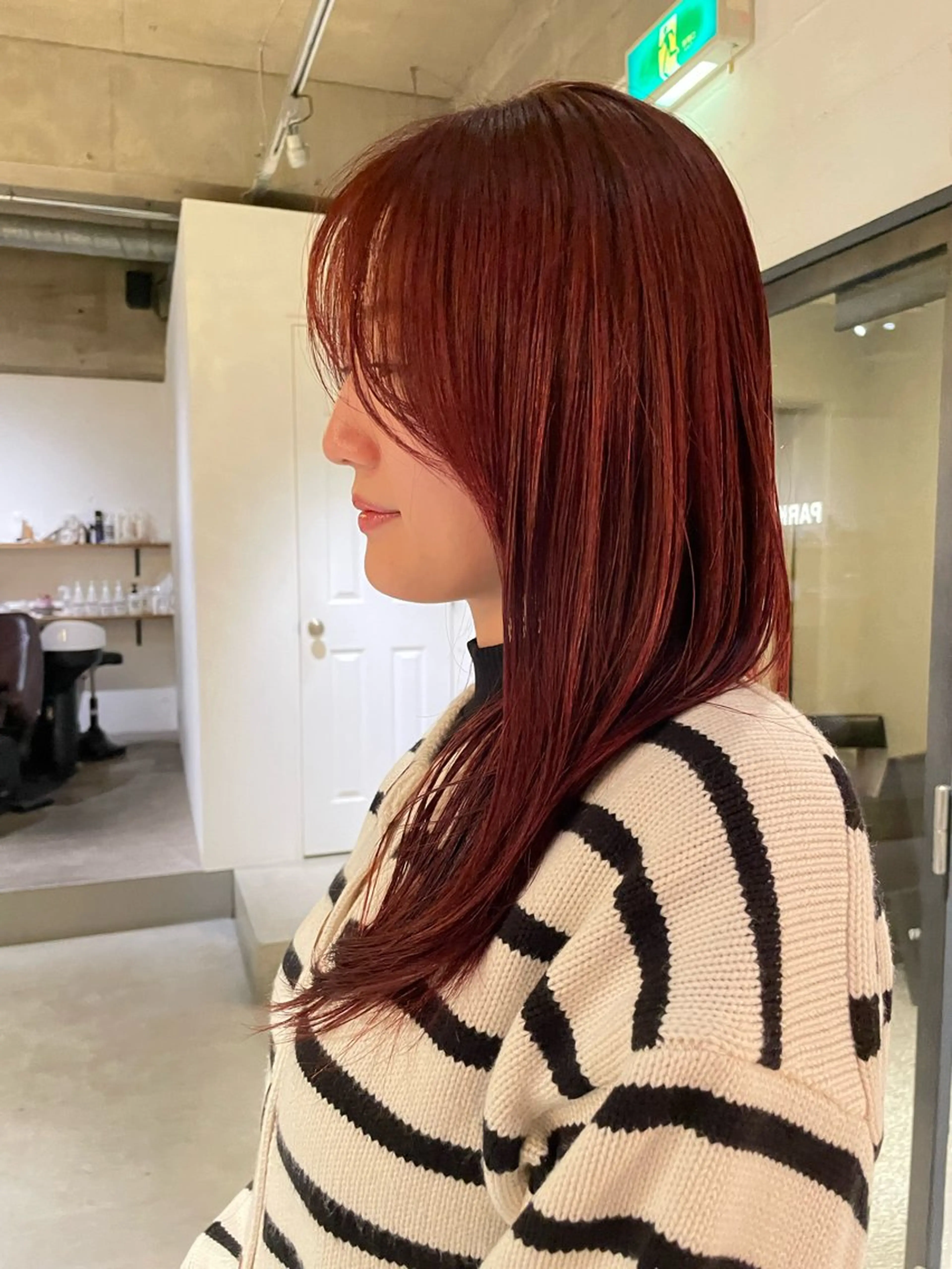 カラー レッドカラー ヘアカラー 尾上 勇気のヘアスタイル