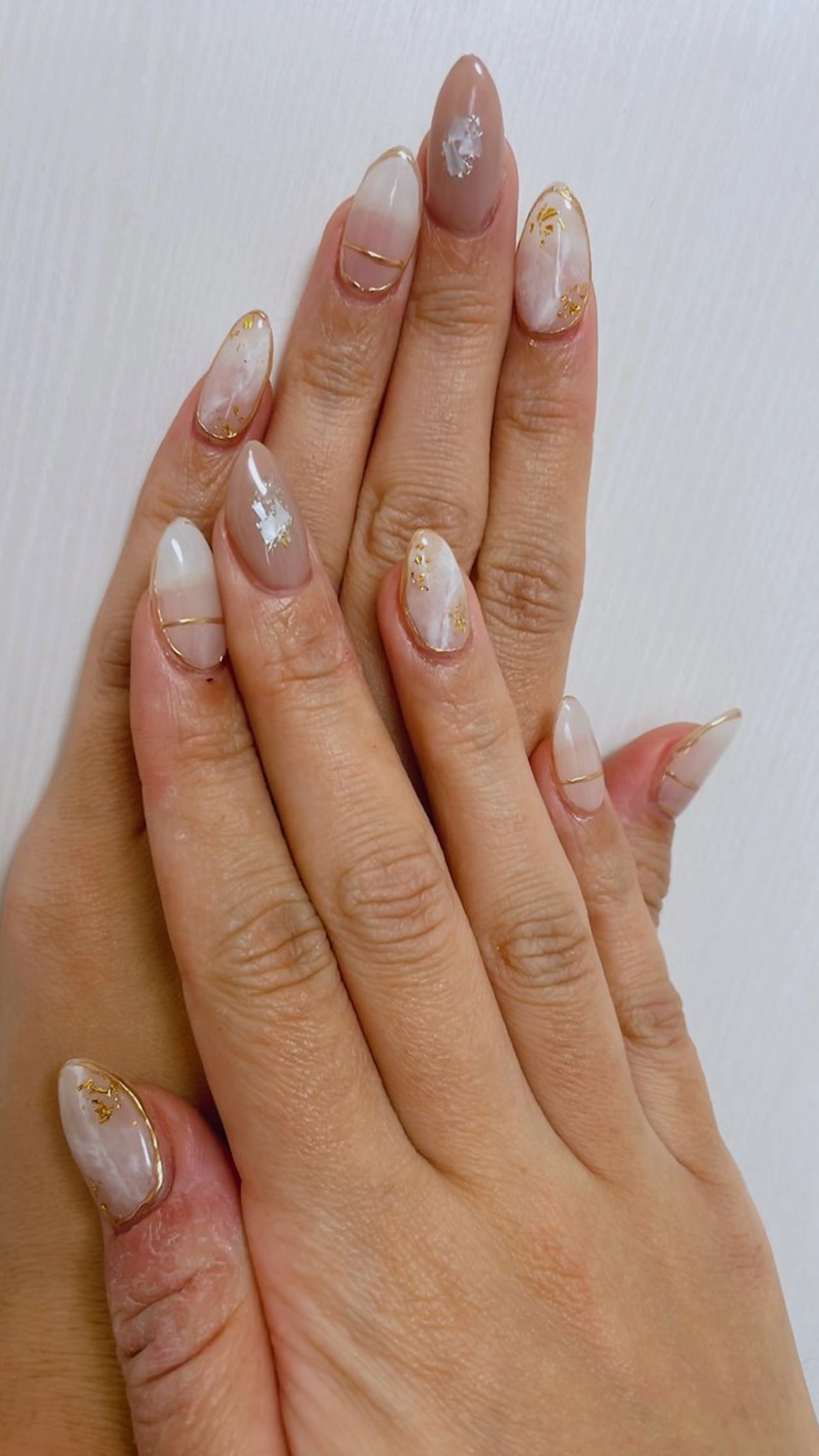 ネイル 大理石ネイル(マーブル) ワンカラーネイル ハンドネイル 三原 麻佑のネイルデザイン