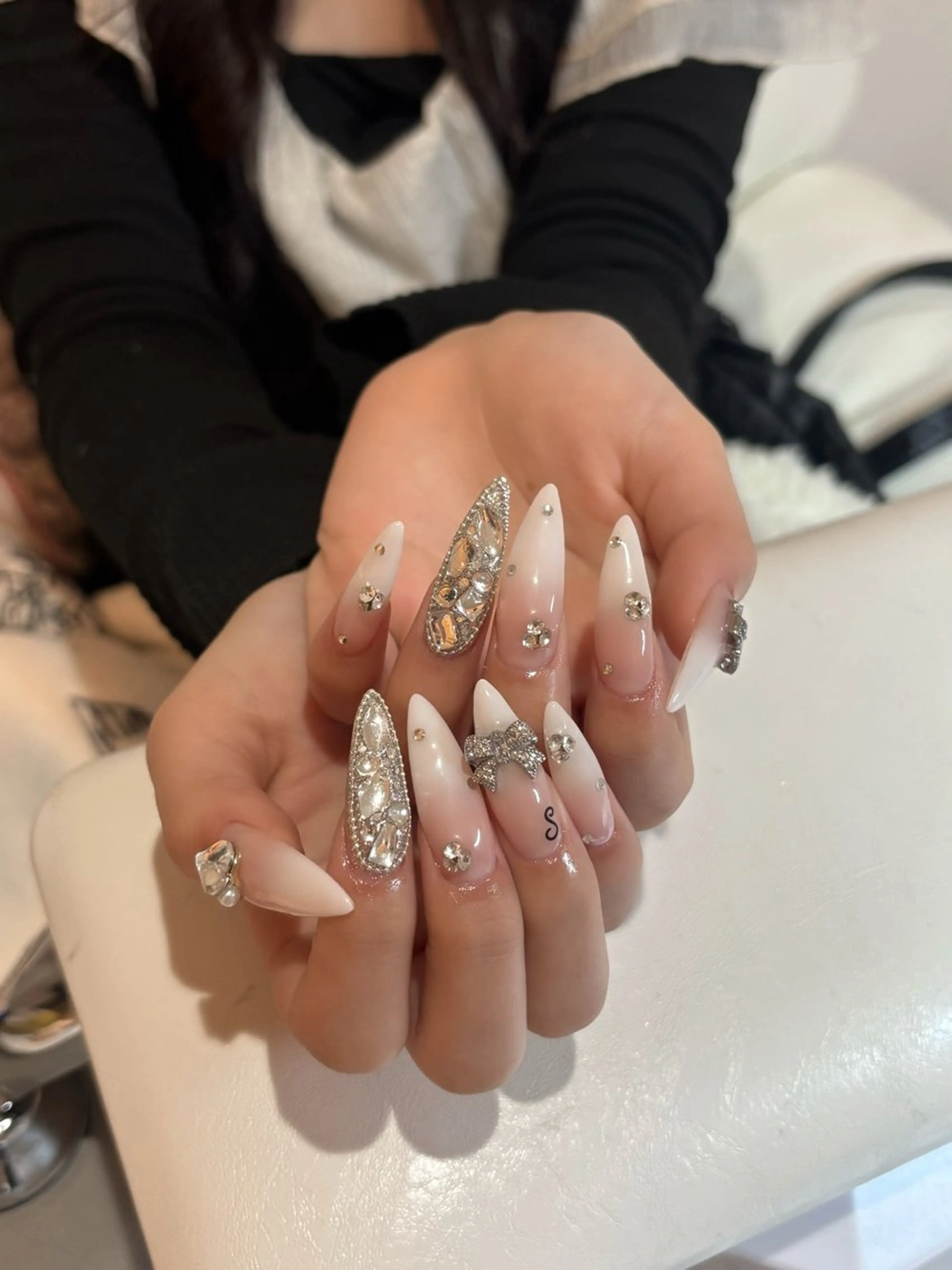 ネイル EASEN　伊藤 深秋のネイルデザイン