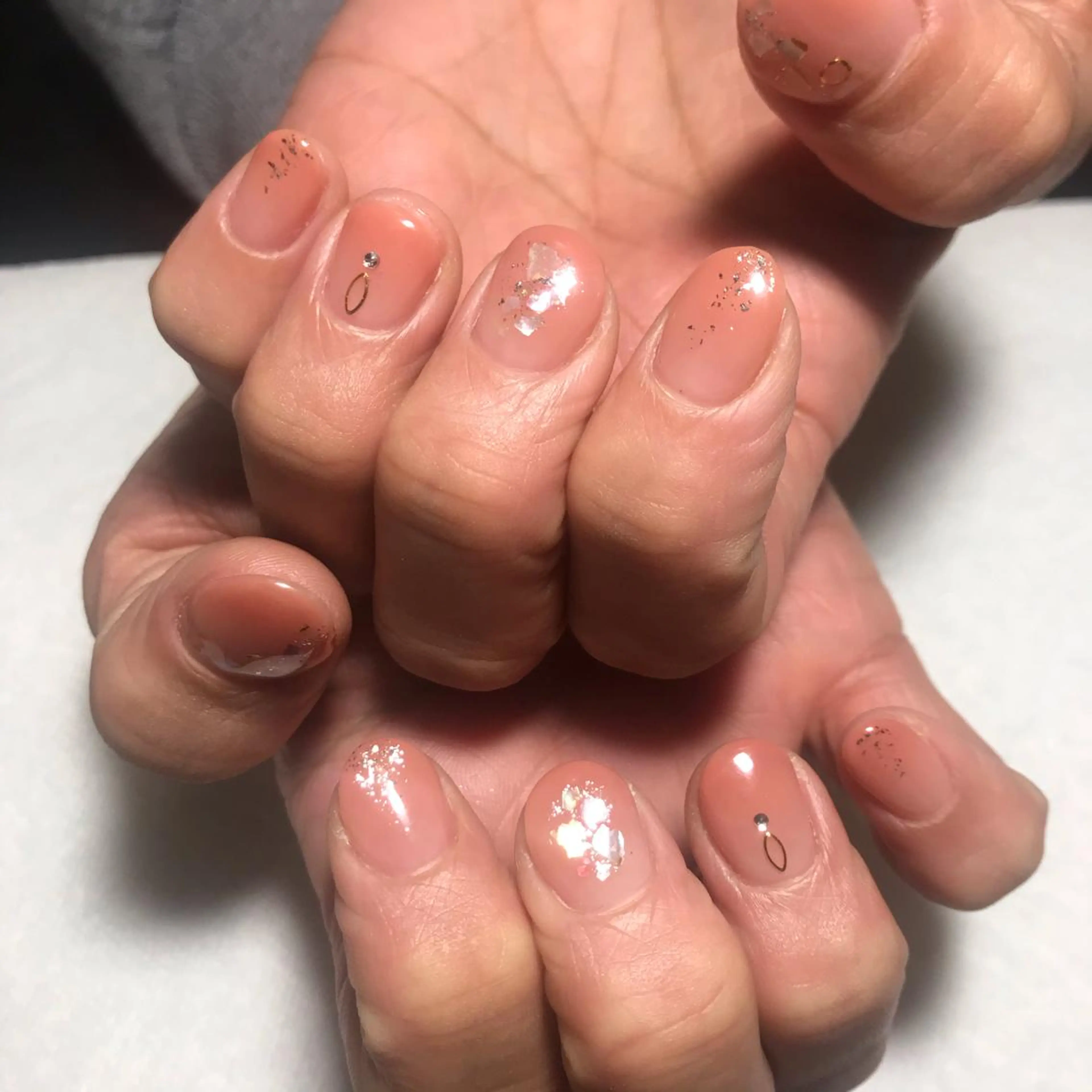 ネイル ECLAT エクラ所属・寺山 千鶴のネイルデザイン