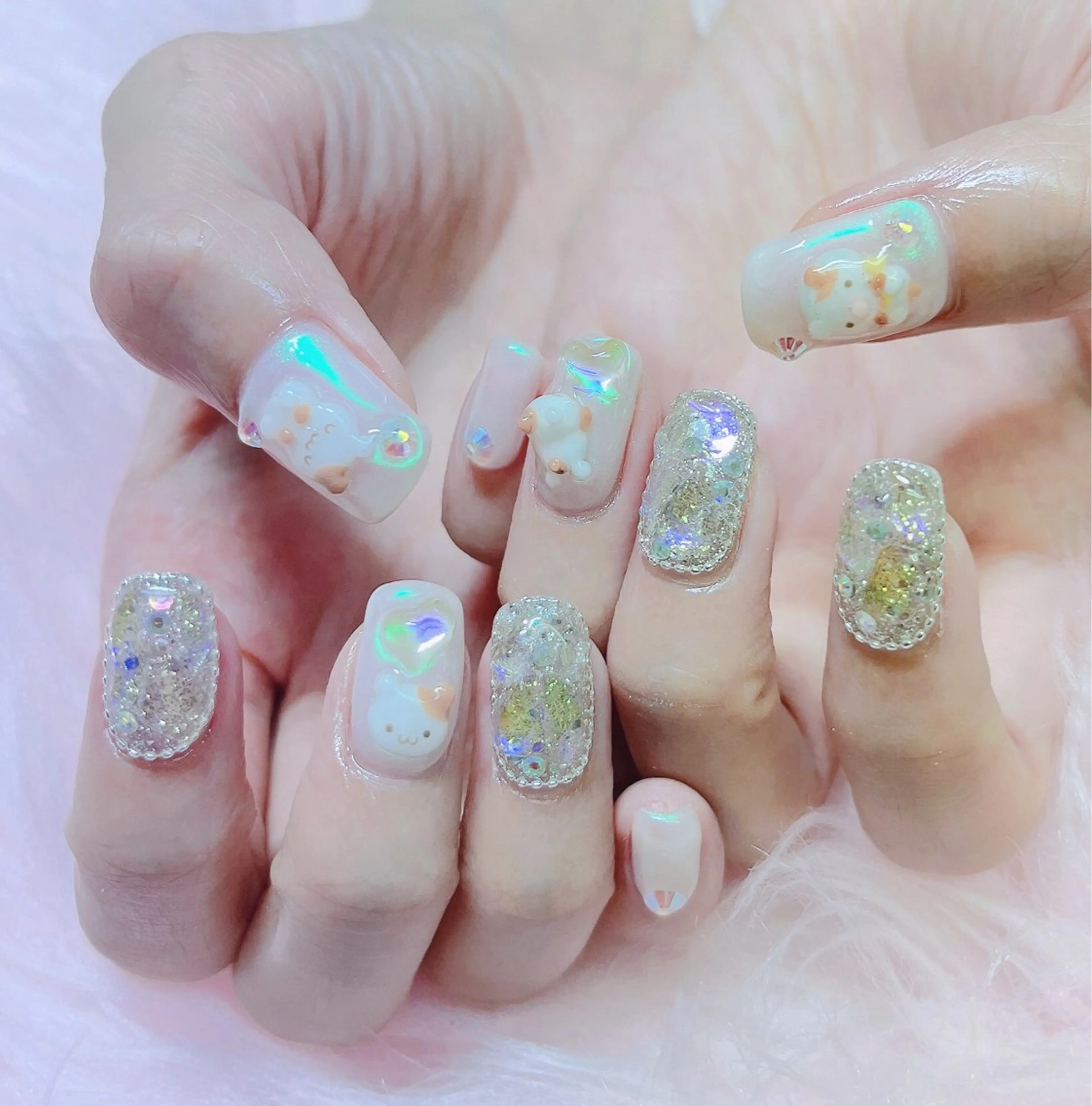 ネイル ハンドネイル MoonNail ユリ🌸のネイルデザイン