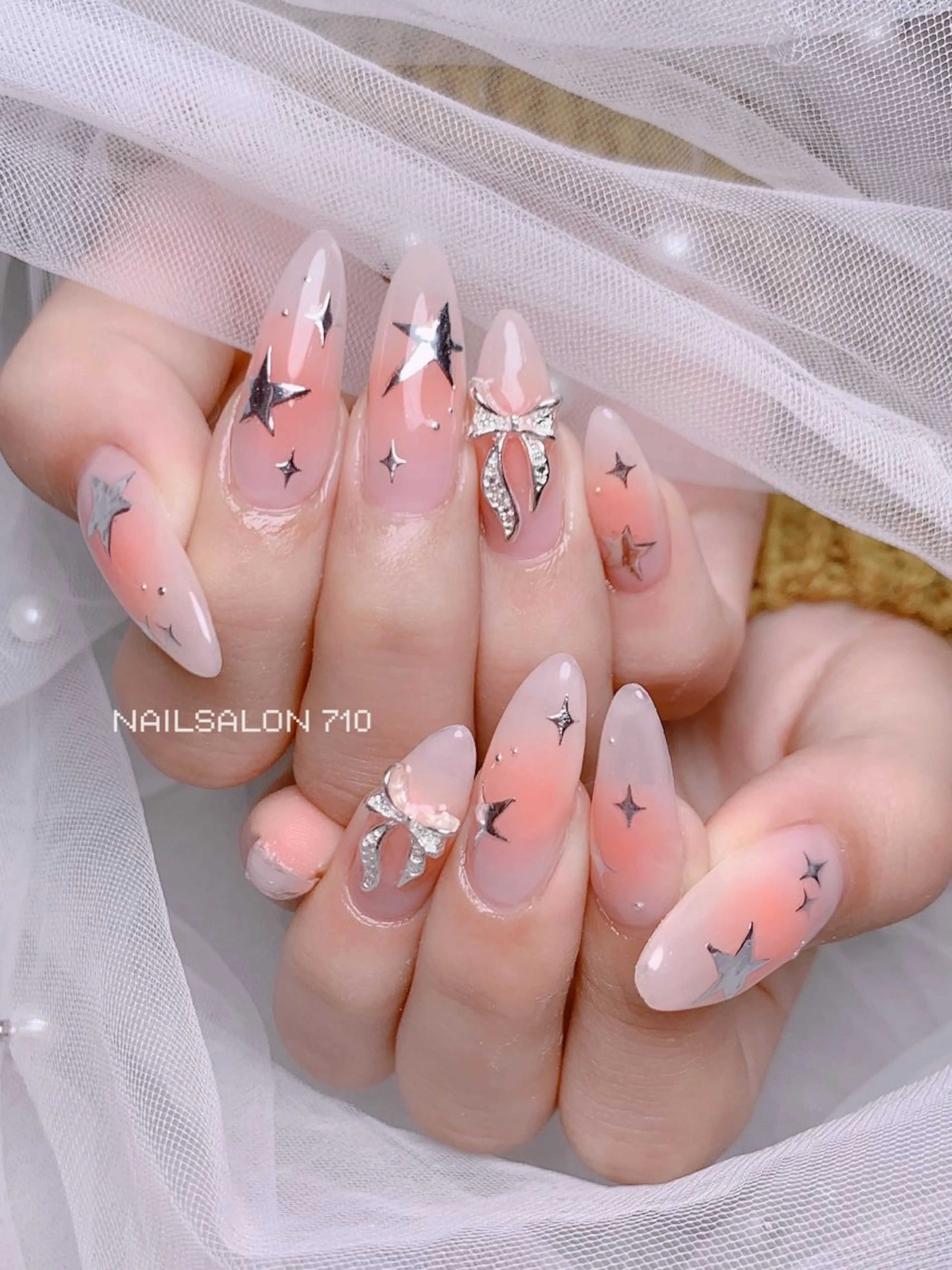 ネイル ハンドネイル フットネイル ナナイチゼロ I.Naoのネイルデザイン