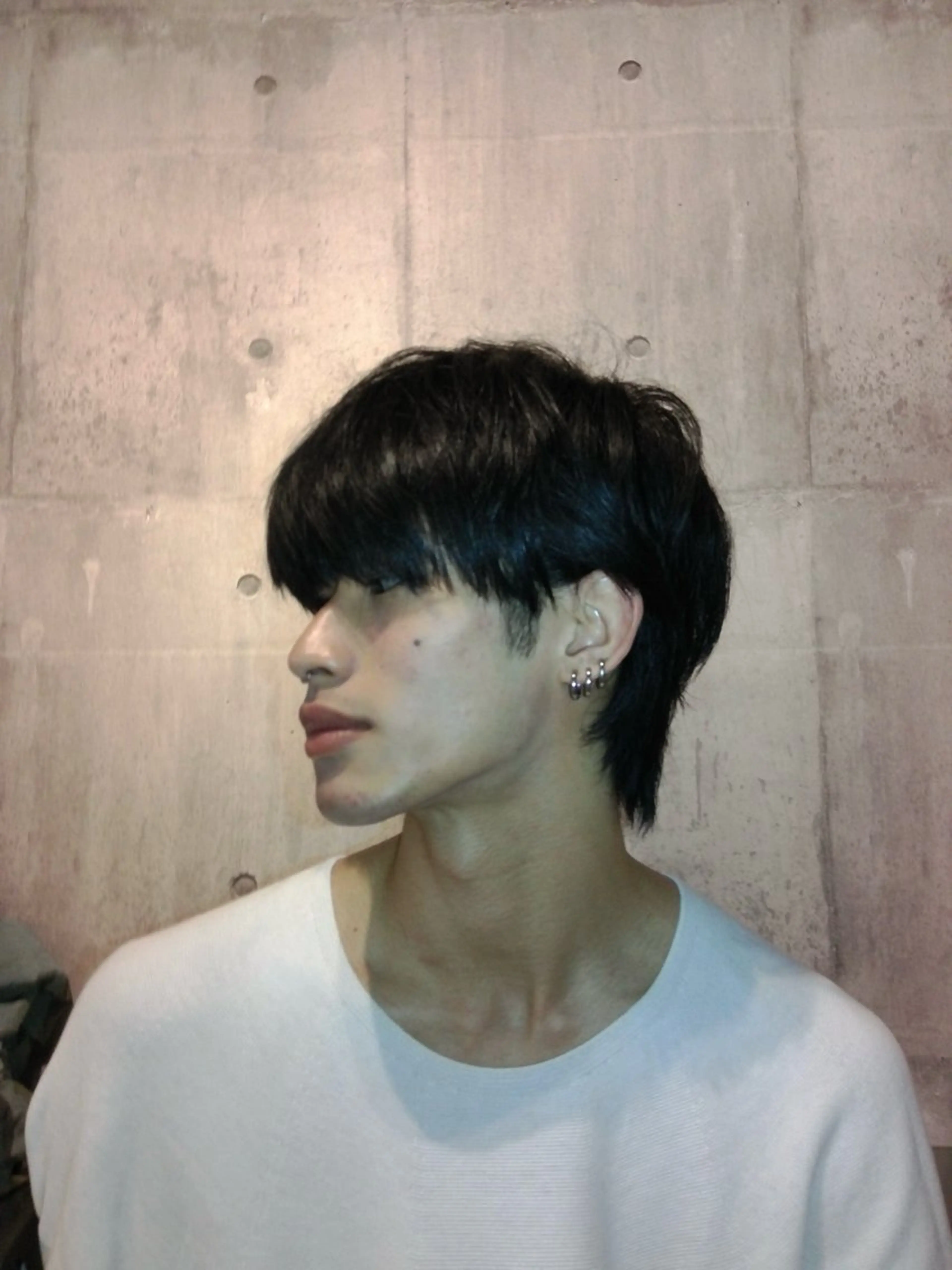 メンズ マッシュ カット 窪田 力也のヘアスタイル