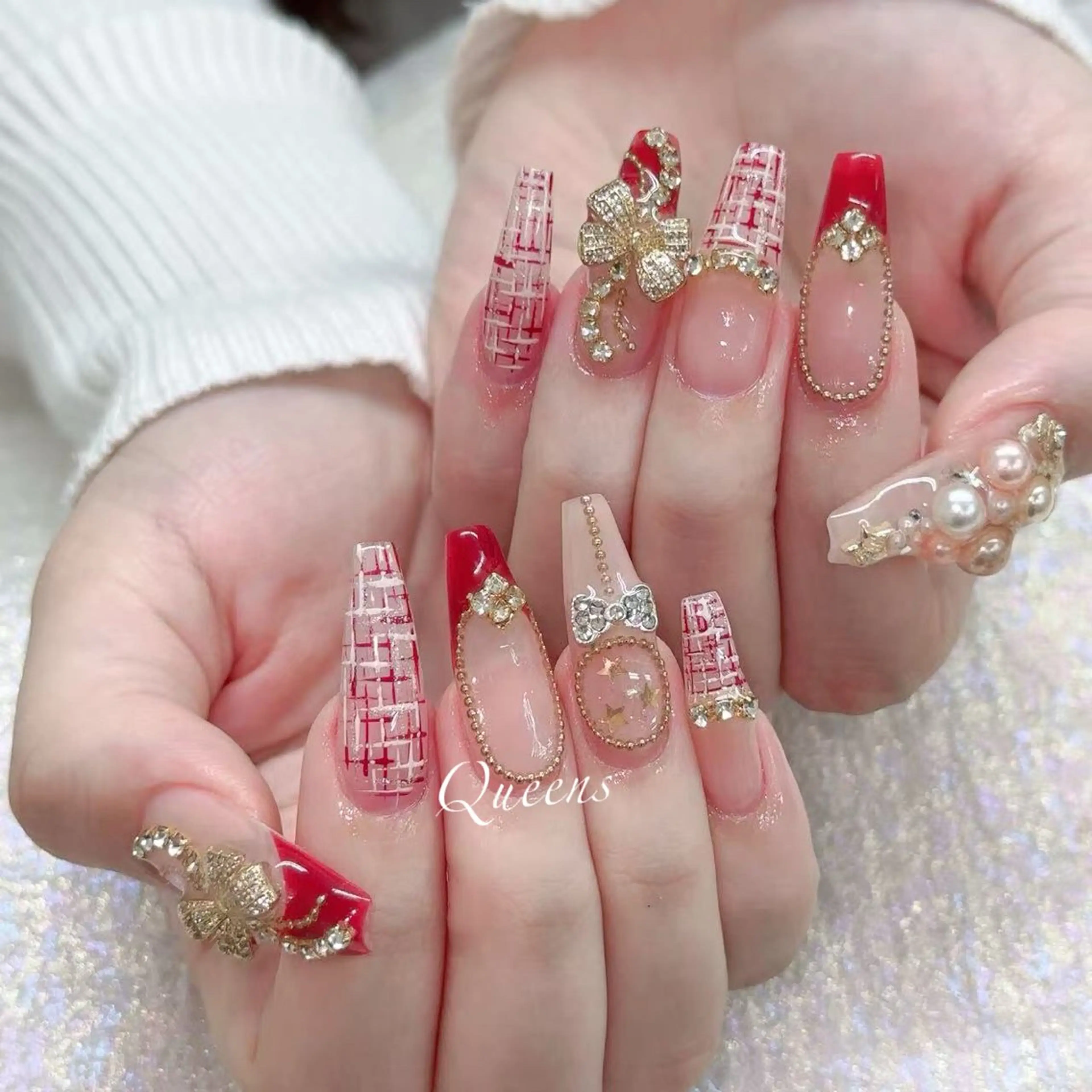 ネイル ハンドネイル Queens ひなのネイルデザイン