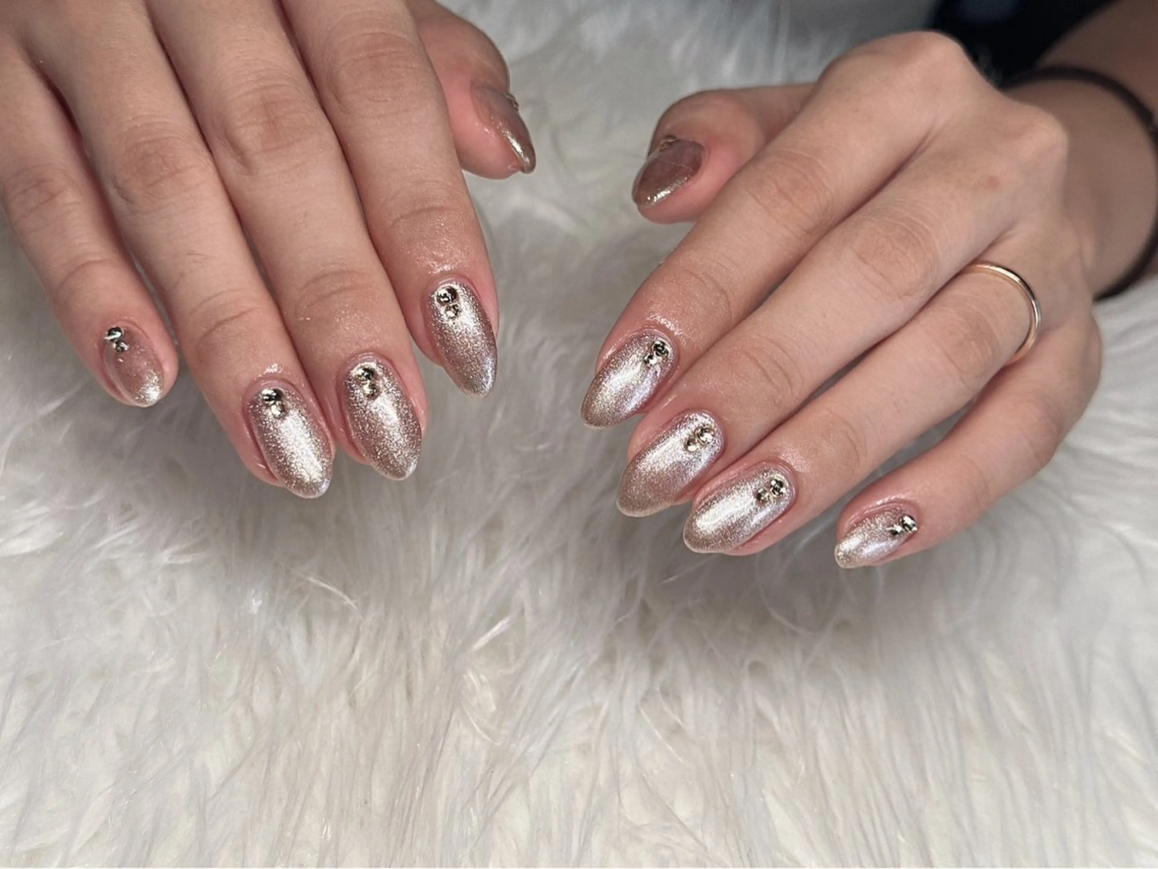 ネイル ハンドネイル nail&eye Ariesのネイルデザイン