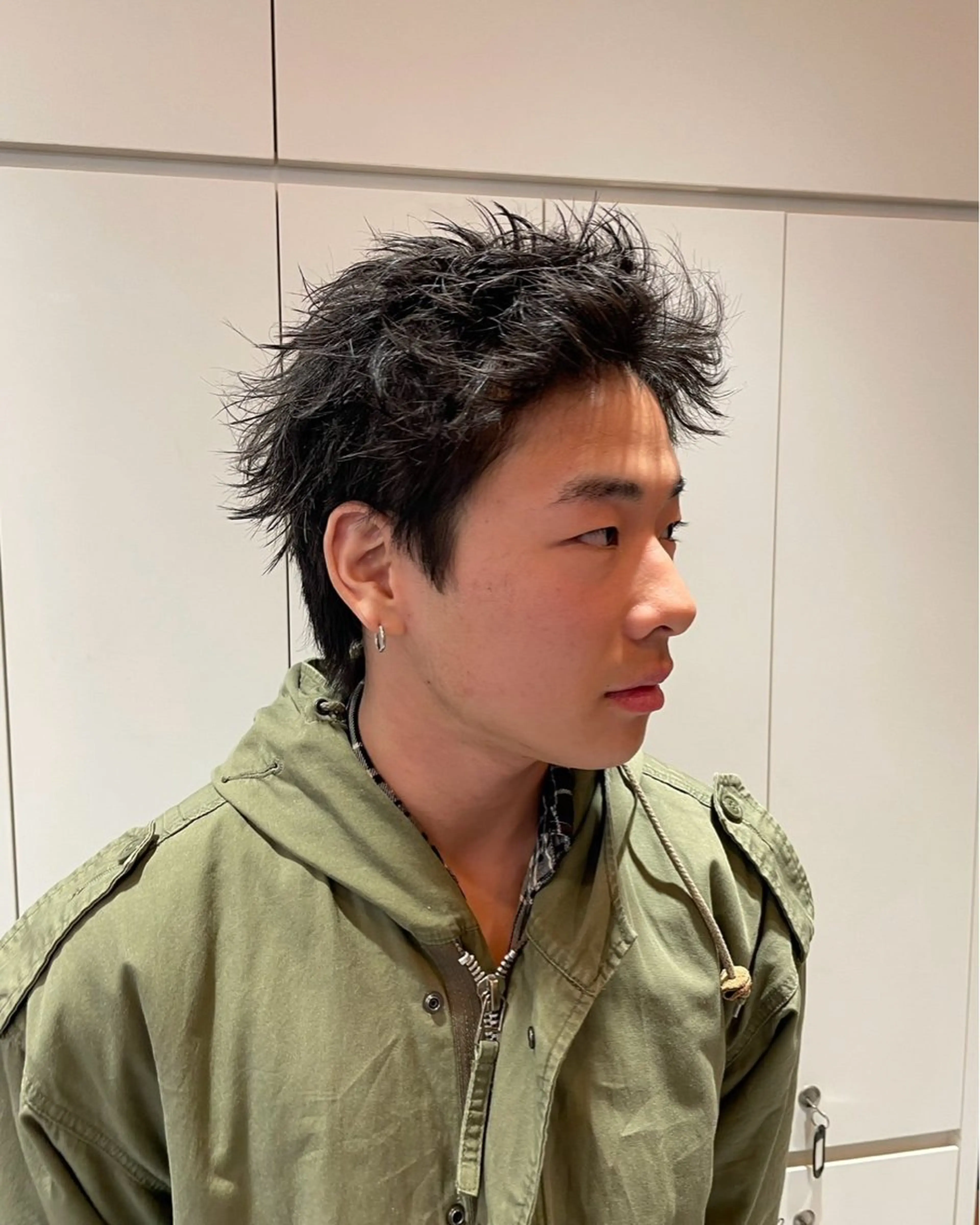 ショート パーマ メンズ 豊崎 佑輔のヘアスタイル