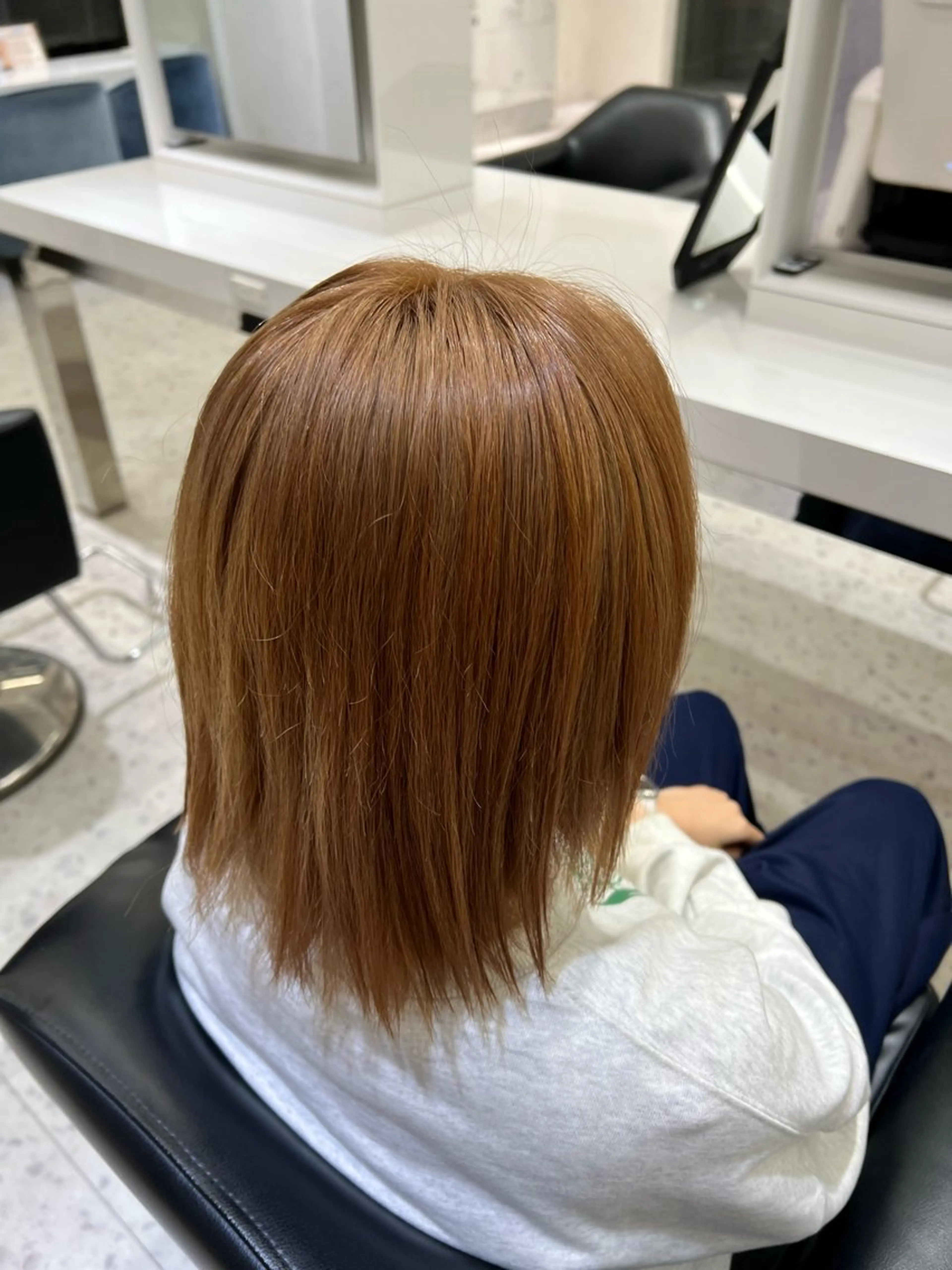 カラー ダブルカラー アンジのヘアスタイル