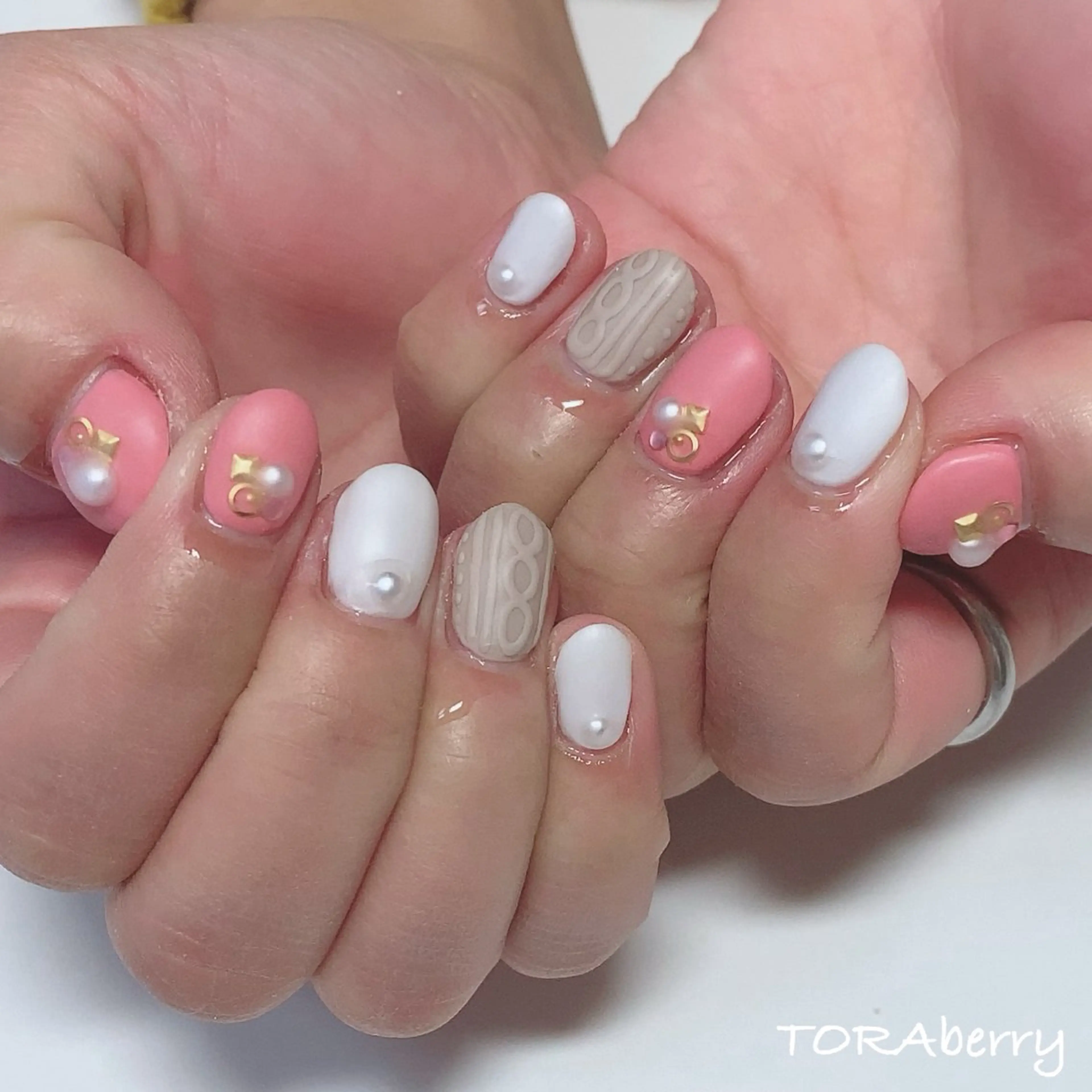 ネイル ハンドネイル ネイリスト なつみのネイルデザイン