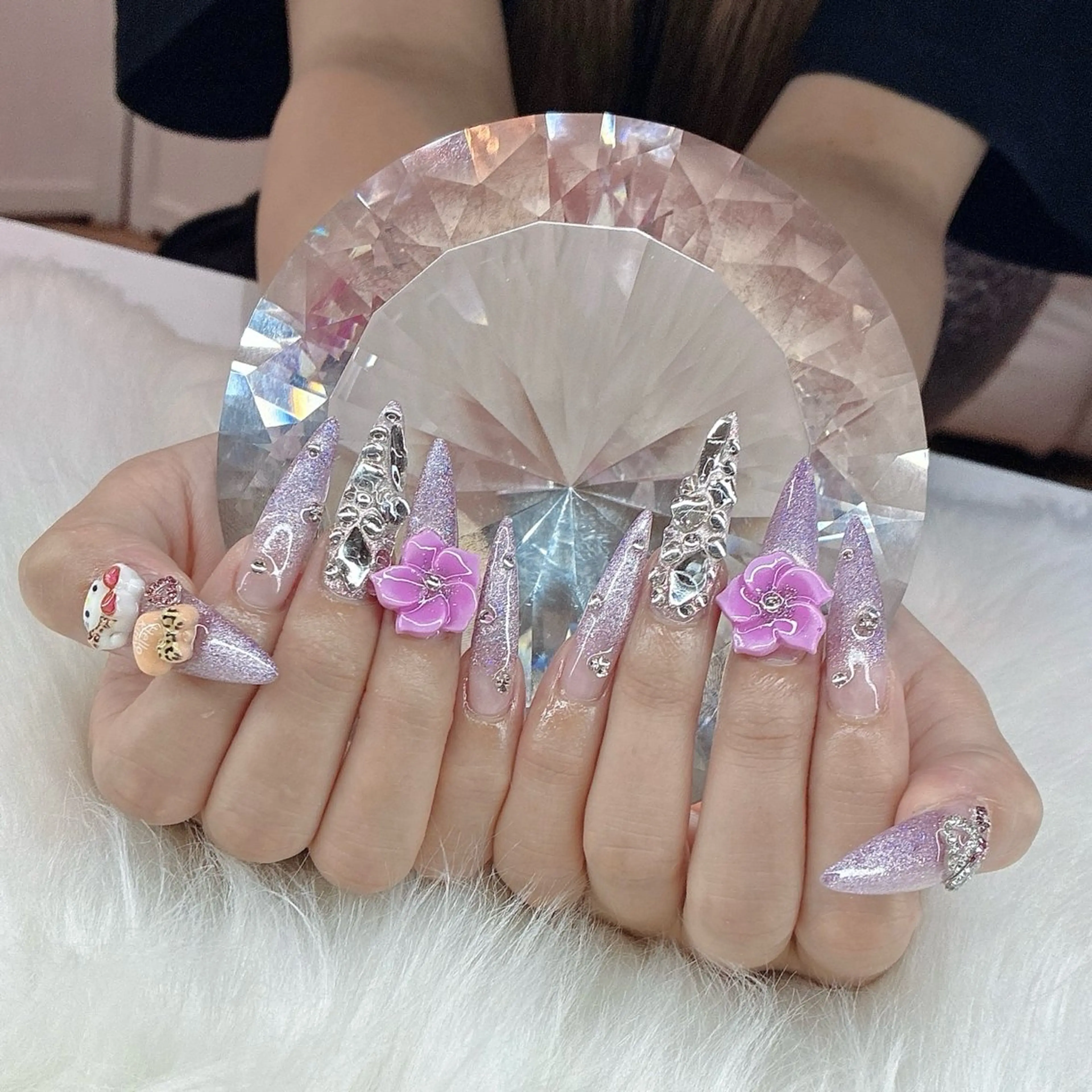 ネイル LoaChaton kaeのネイルデザイン