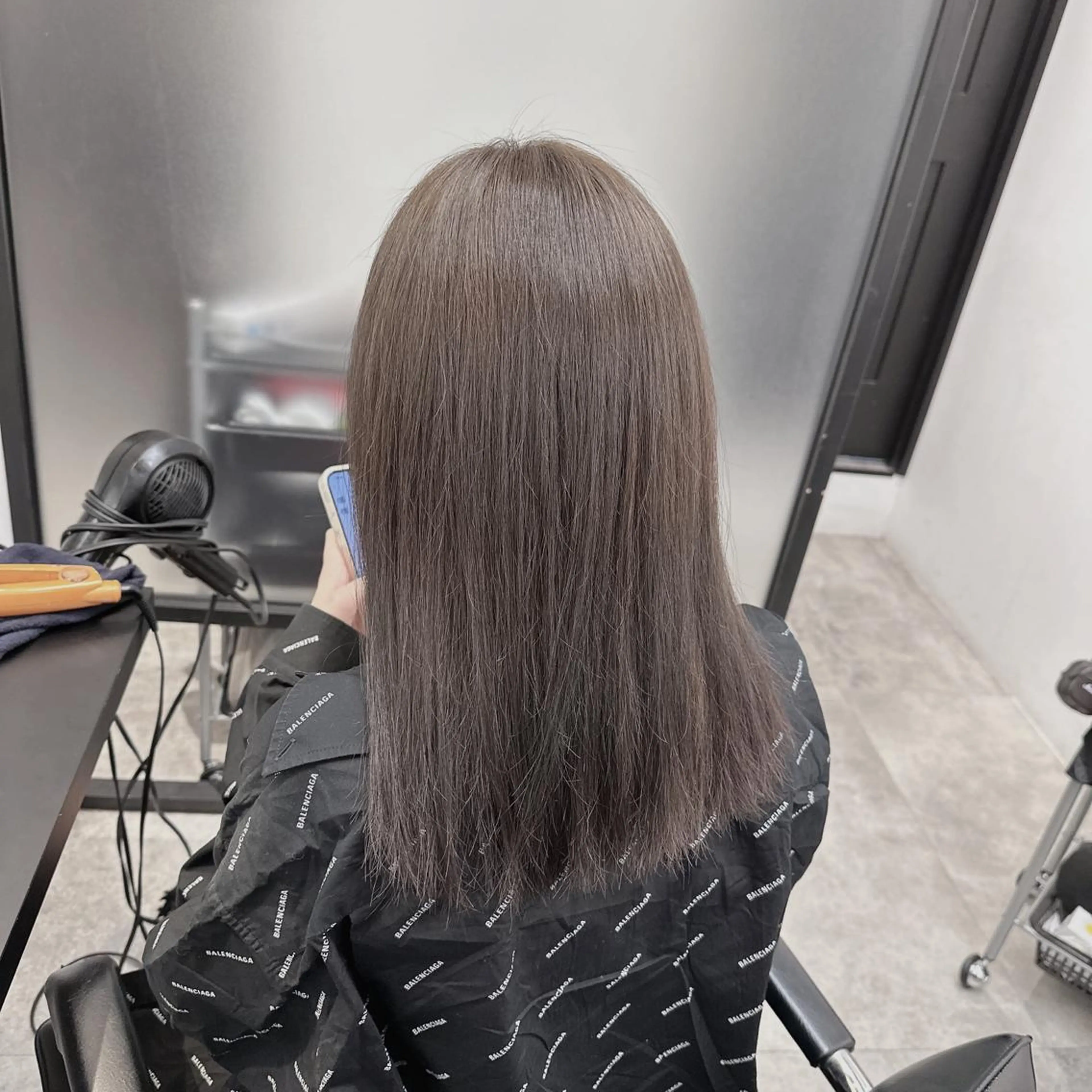 セミロング カラー ヘアアレンジ EMANON池袋3rd所属・ダブルカラー｜ なおき｜池袋美容師のヘアスタイル