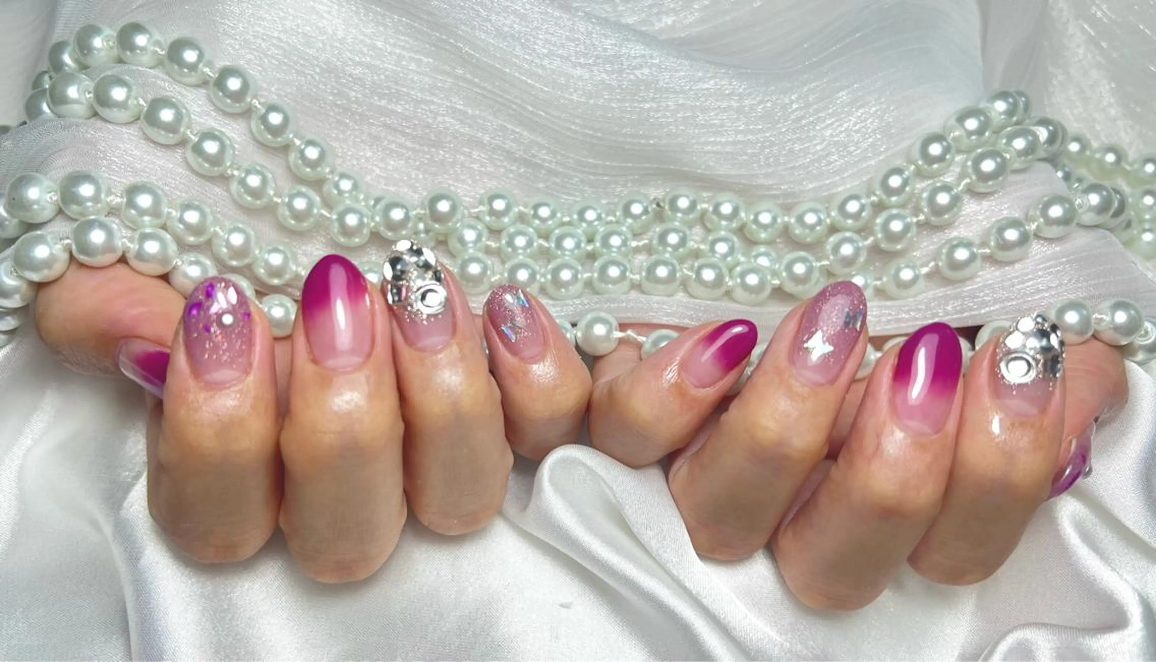 ネイル Una ☀️☀️のネイルデザイン