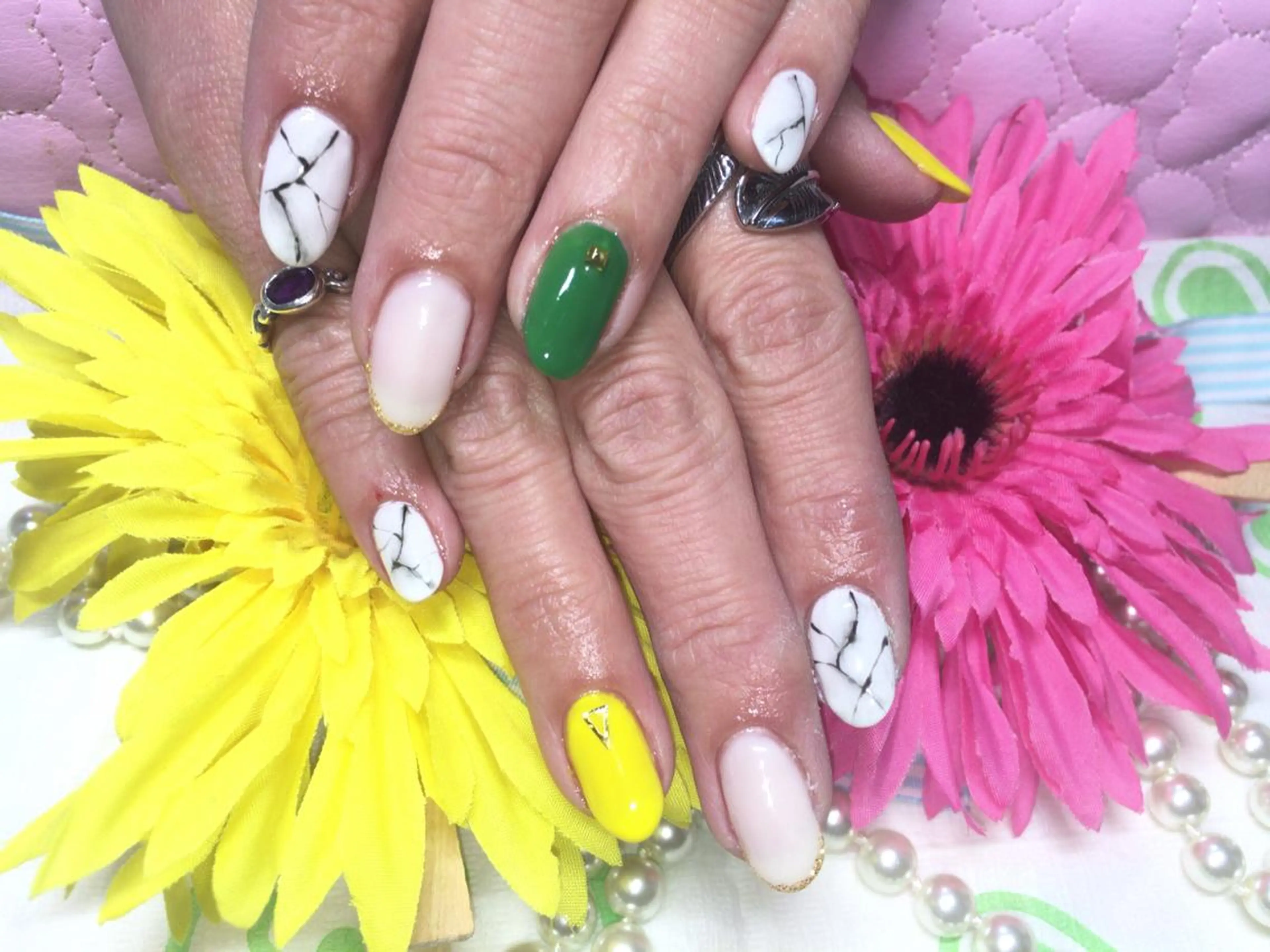 ネイル ハンドネイル ハンドケア ネイル･脱毛サロン HARRYSのエステ・リラクイメージ