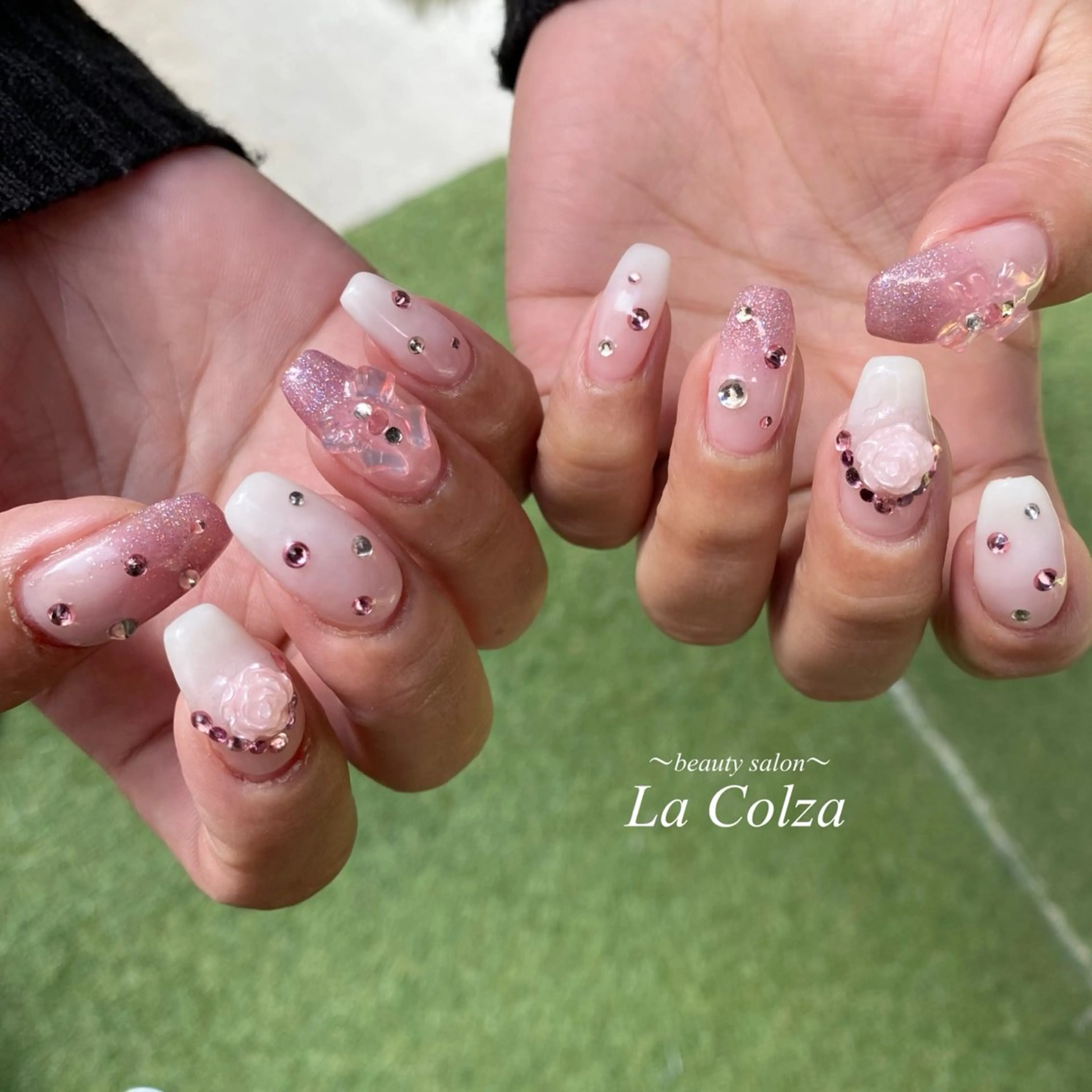 ネイル La Colzaのネイルデザイン