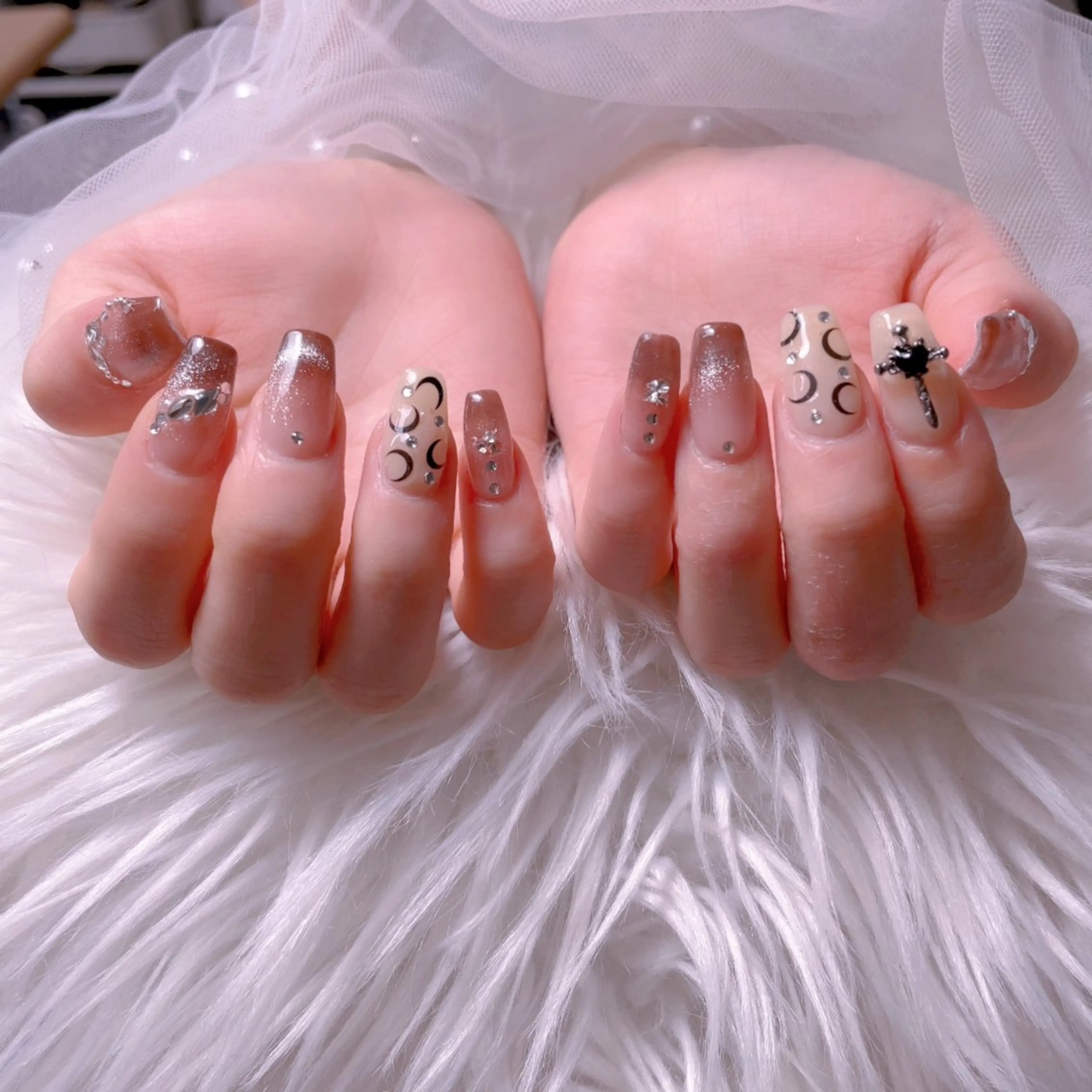 ネイル cat‘s nail🐈⬛のネイルデザイン