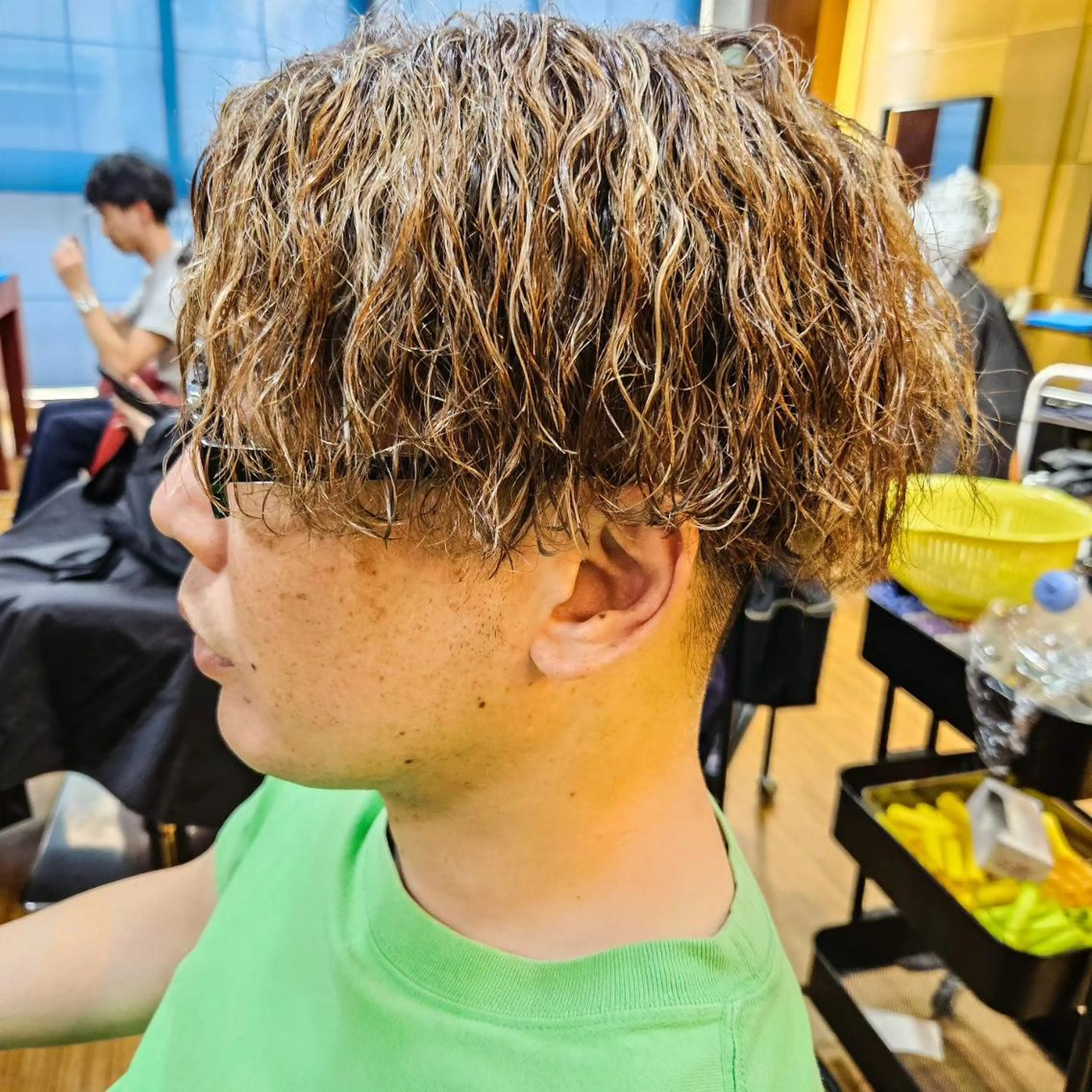 メンズ メンズパーマ 特殊パーマ 片山恭兵のヘアスタイル