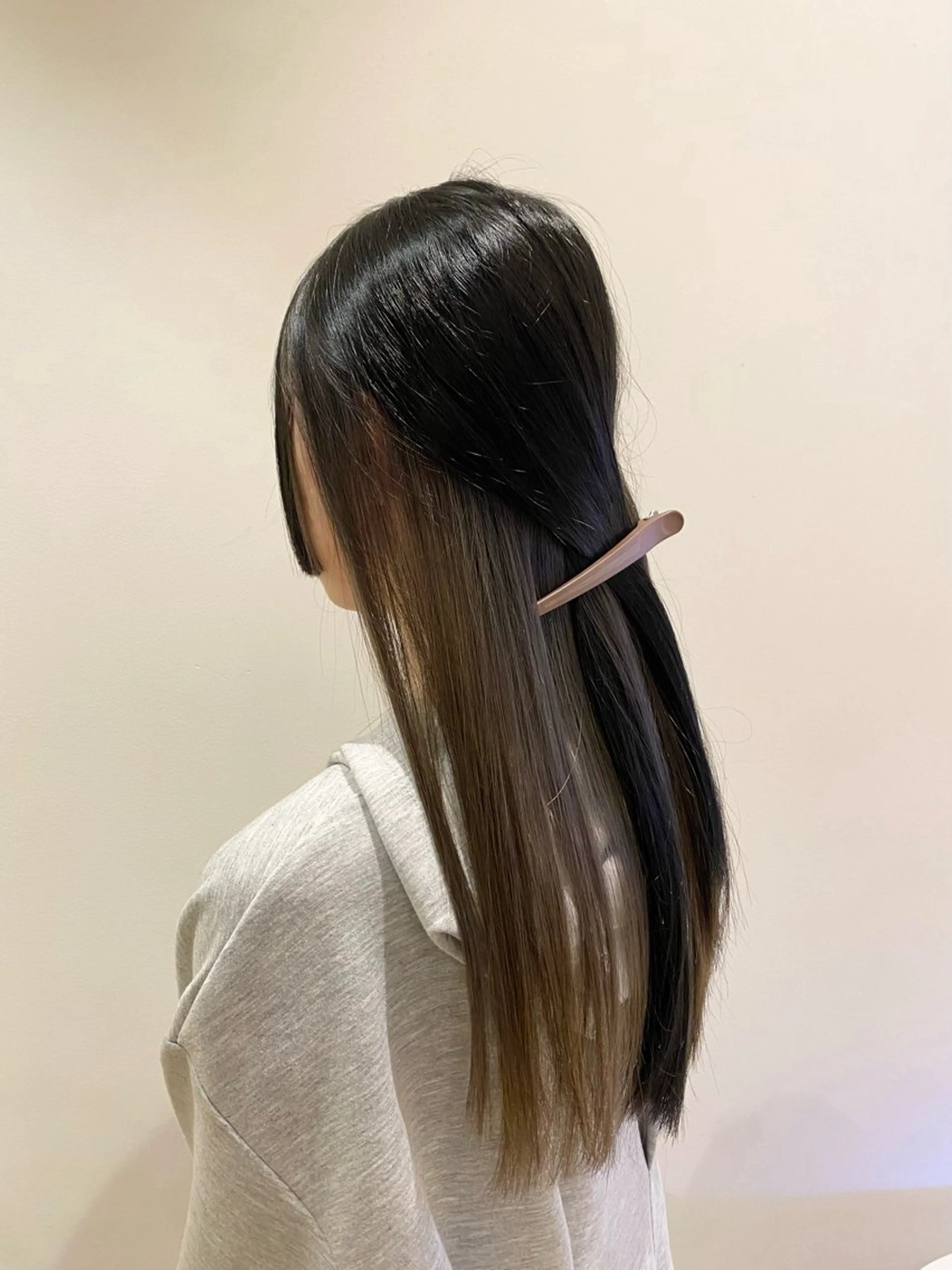 ロング カラー ヘアカラー トリートメント 🌹艶髪カラー🌹 津田晴加【西荻窪】のヘアスタイル