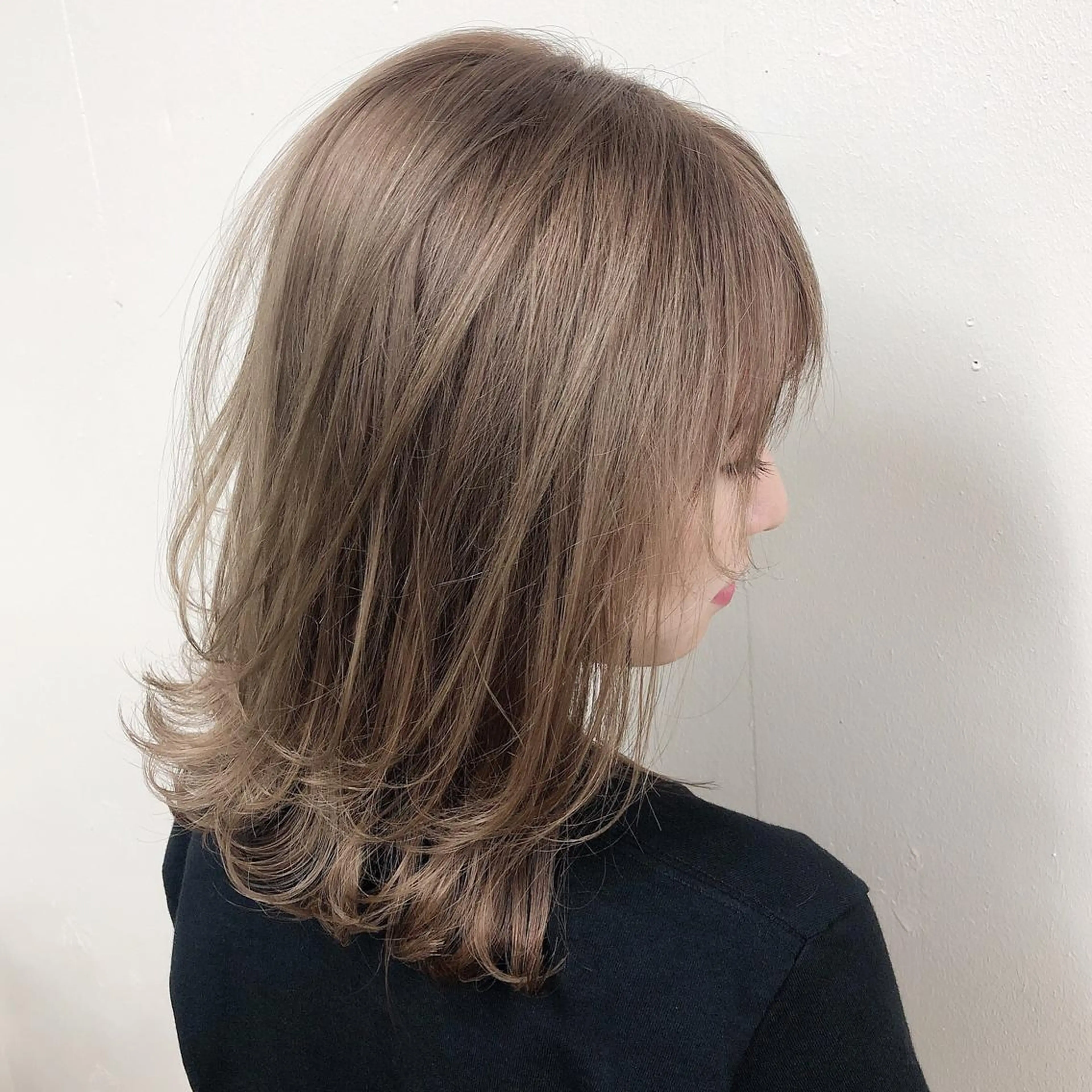 ミディアム カラー 🪄池袋ハイトーン 🪄ブリーチカラーのヘアスタイル