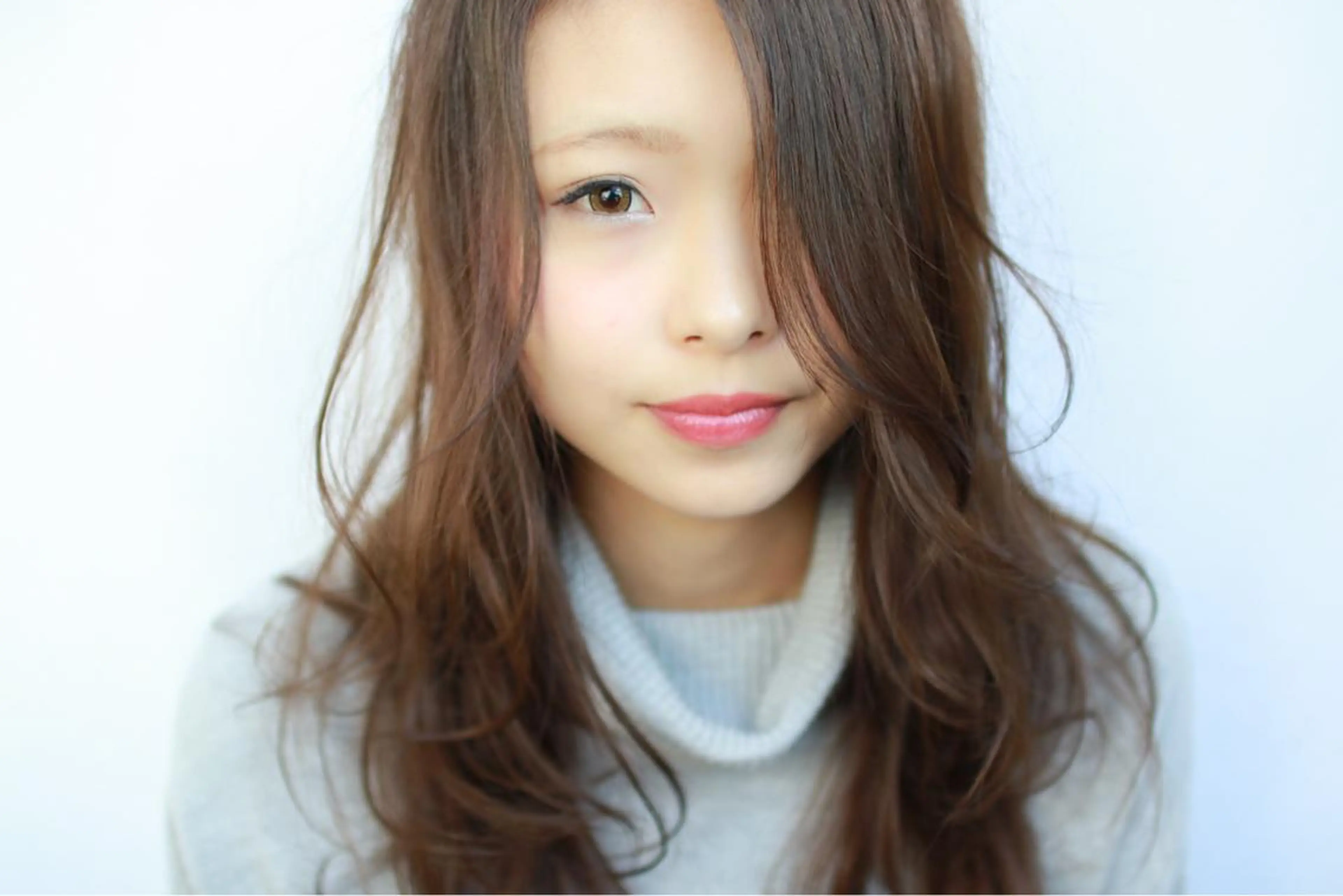 セミロング カラー 中村 海のヘアスタイル