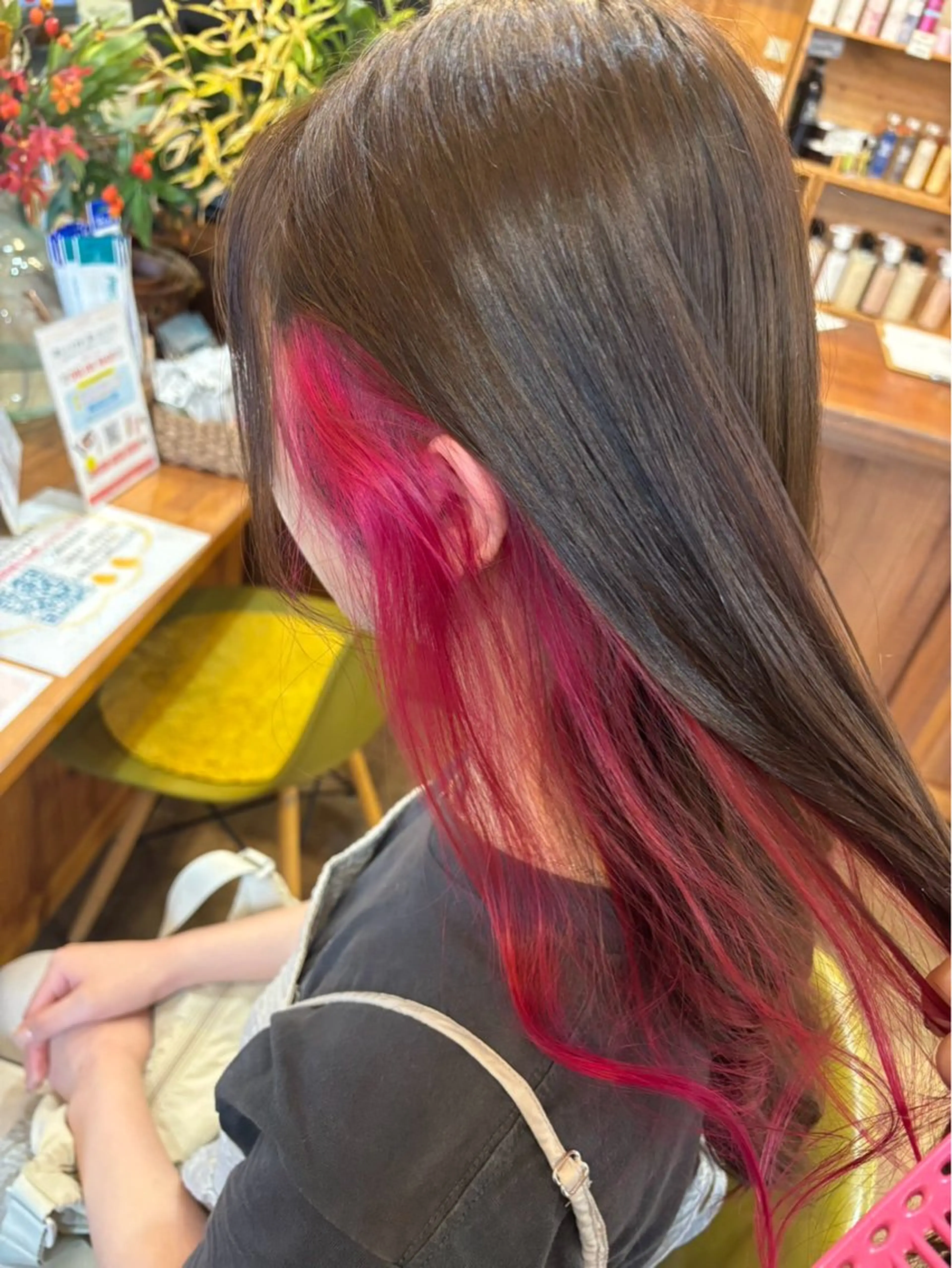 ロング カラー 大久保 藍梨のヘアスタイル