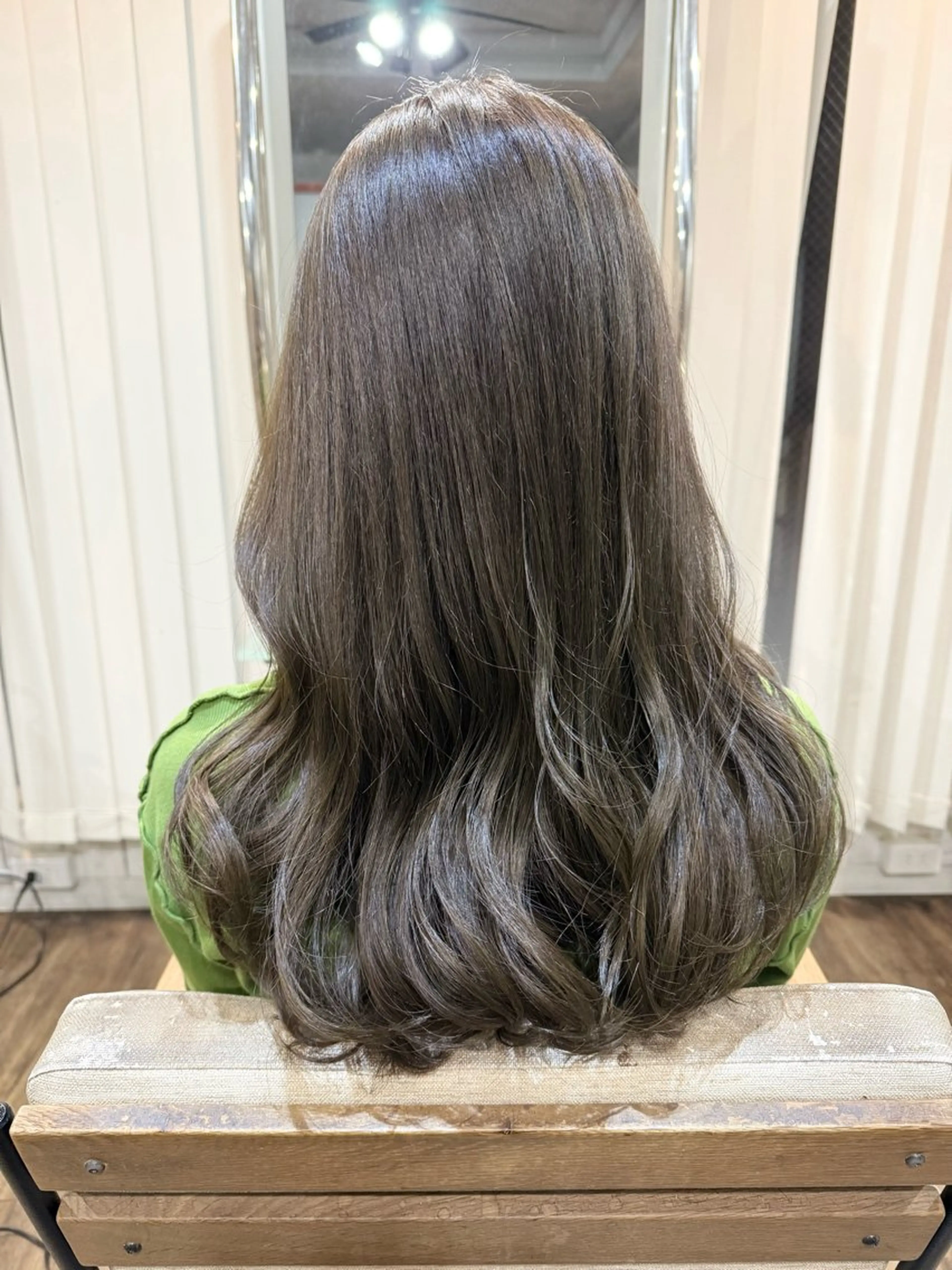 ミディアム カラー パーマ ヘアアレンジ アッシュ バレイヤージュ ベージュカラー ブリーチ 透明感カラー 👑指名率No.1 👑坂口飛翔のヘアスタイル