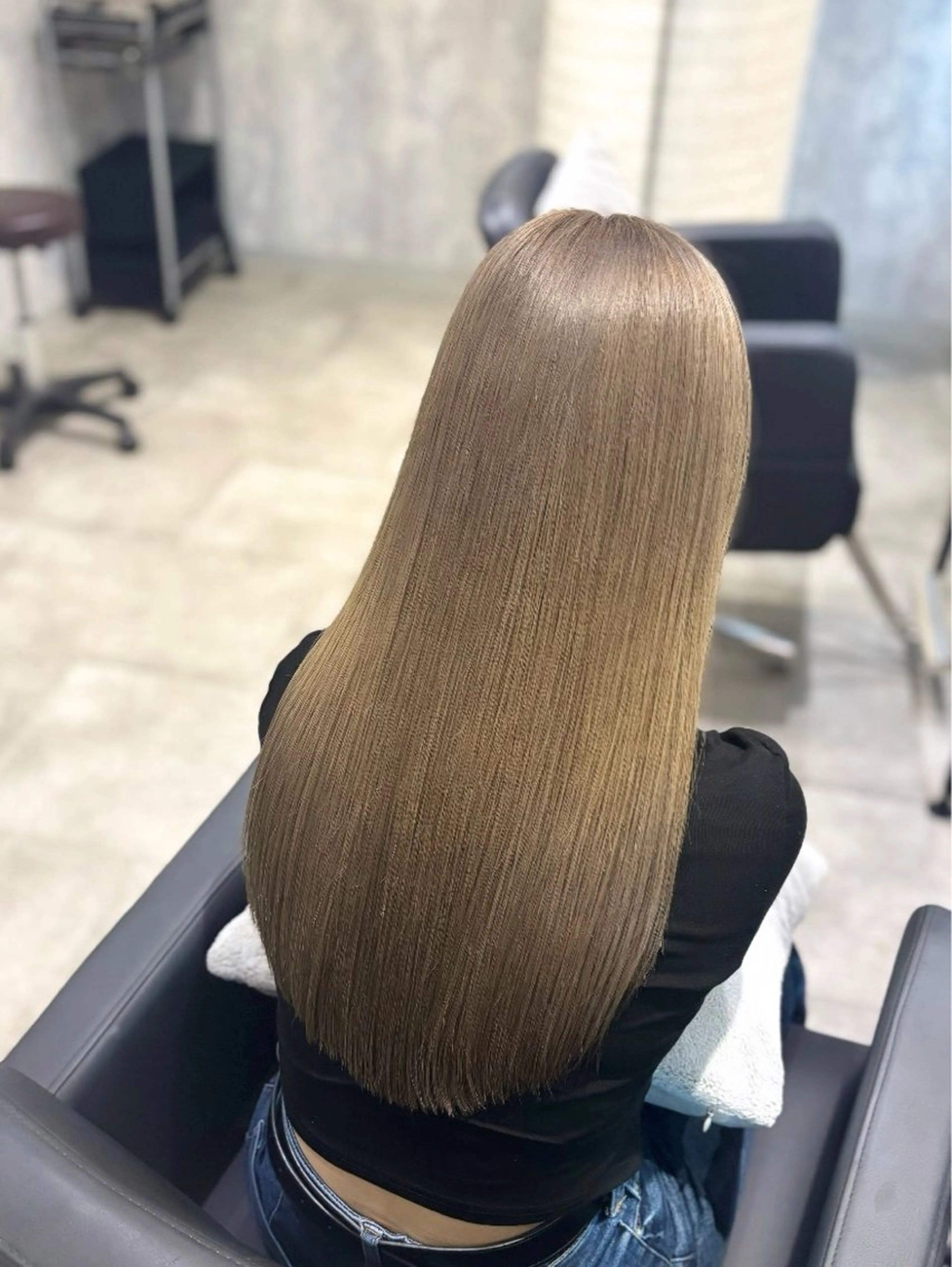 ロング カラー カット ヘアカラー トリートメント 詩乃🎀ピンク 暖色系🫧レイヤーのヘアスタイル