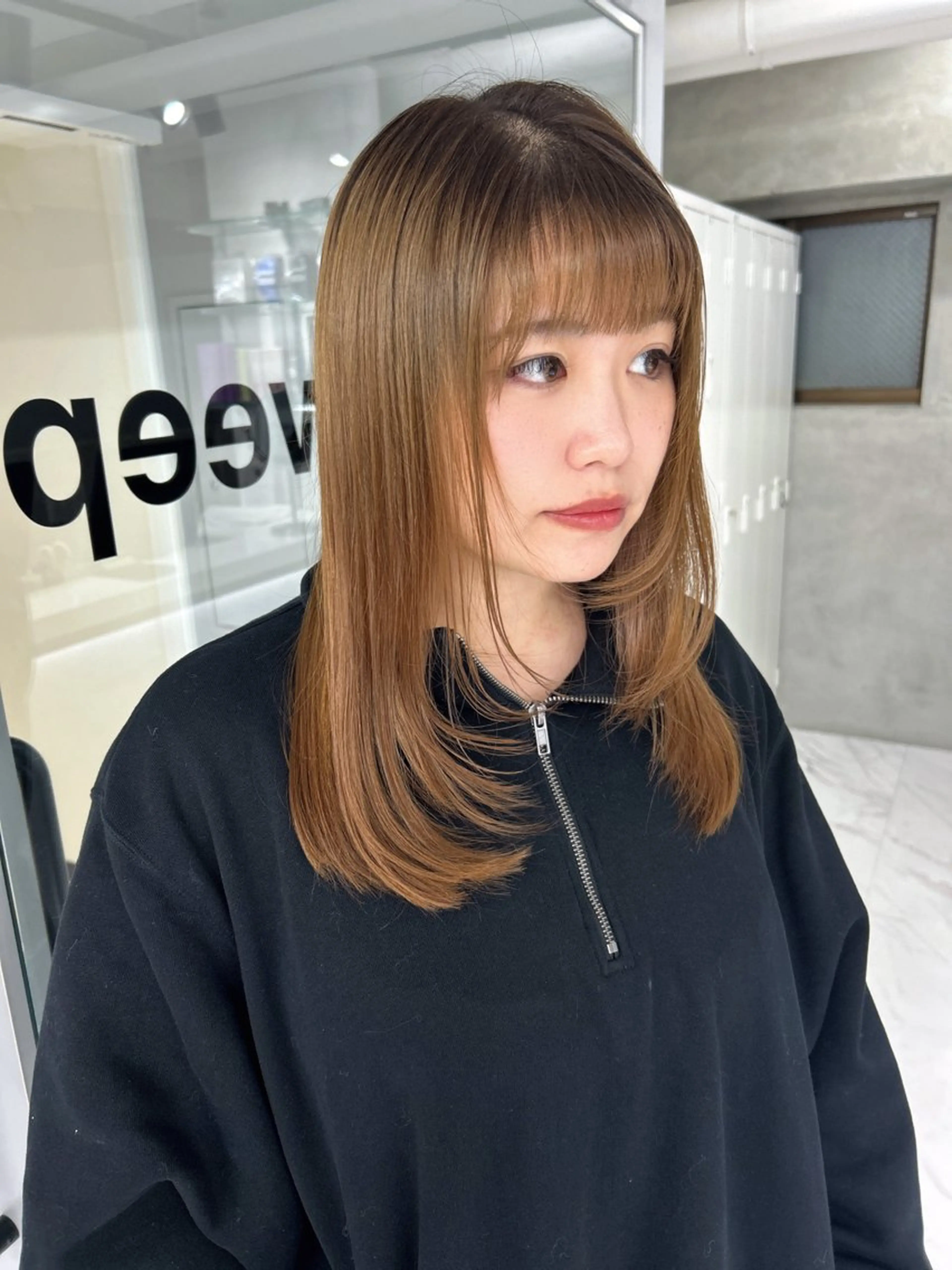 ミディアム レイヤーカット カット ヘアカラー トリートメント shizuna/平尾 /カラー/髪質改善のヘアスタイル