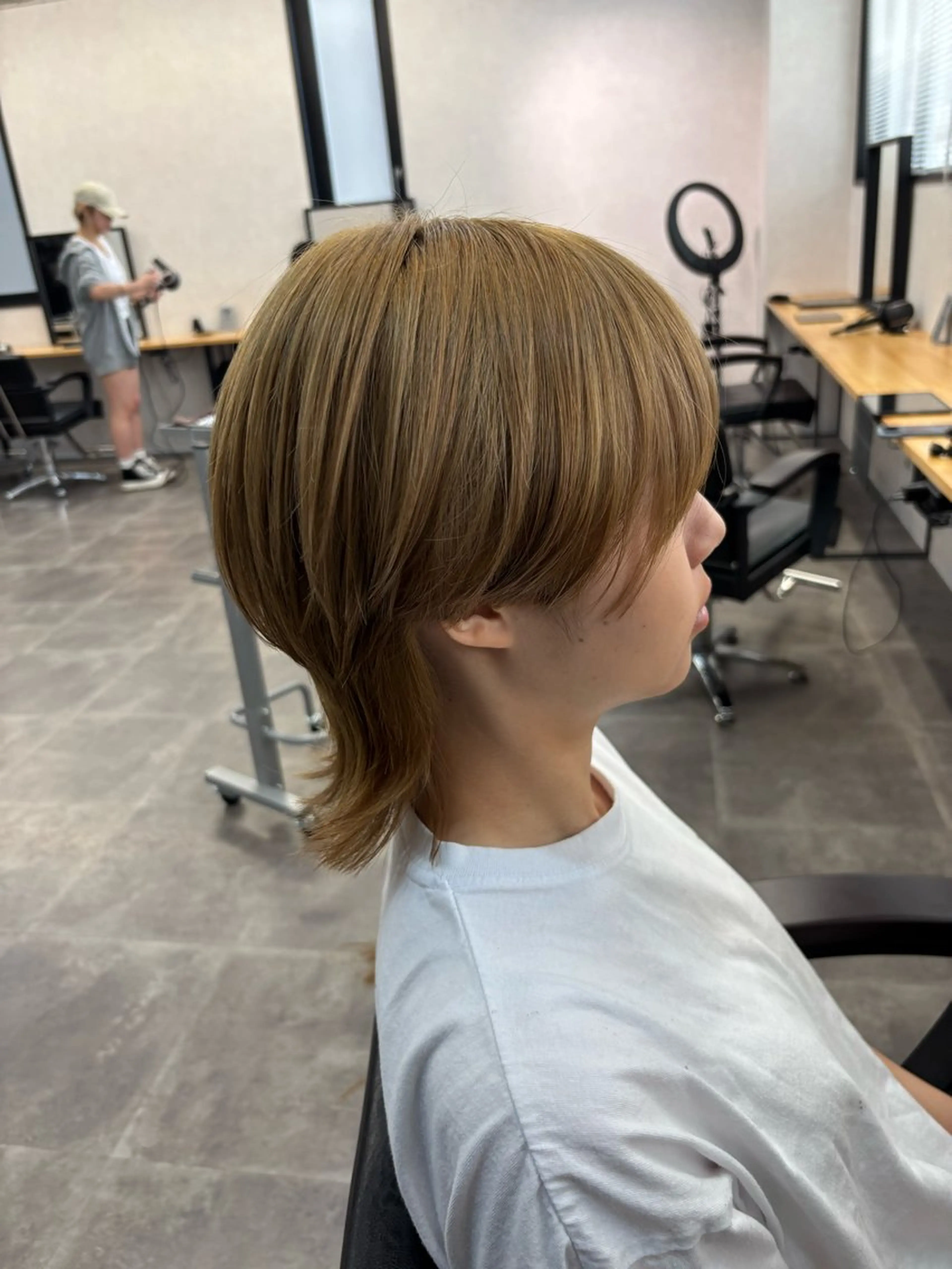 ミディアム ウルフカット エクステ/ハイトーン /ミサキのヘアスタイル