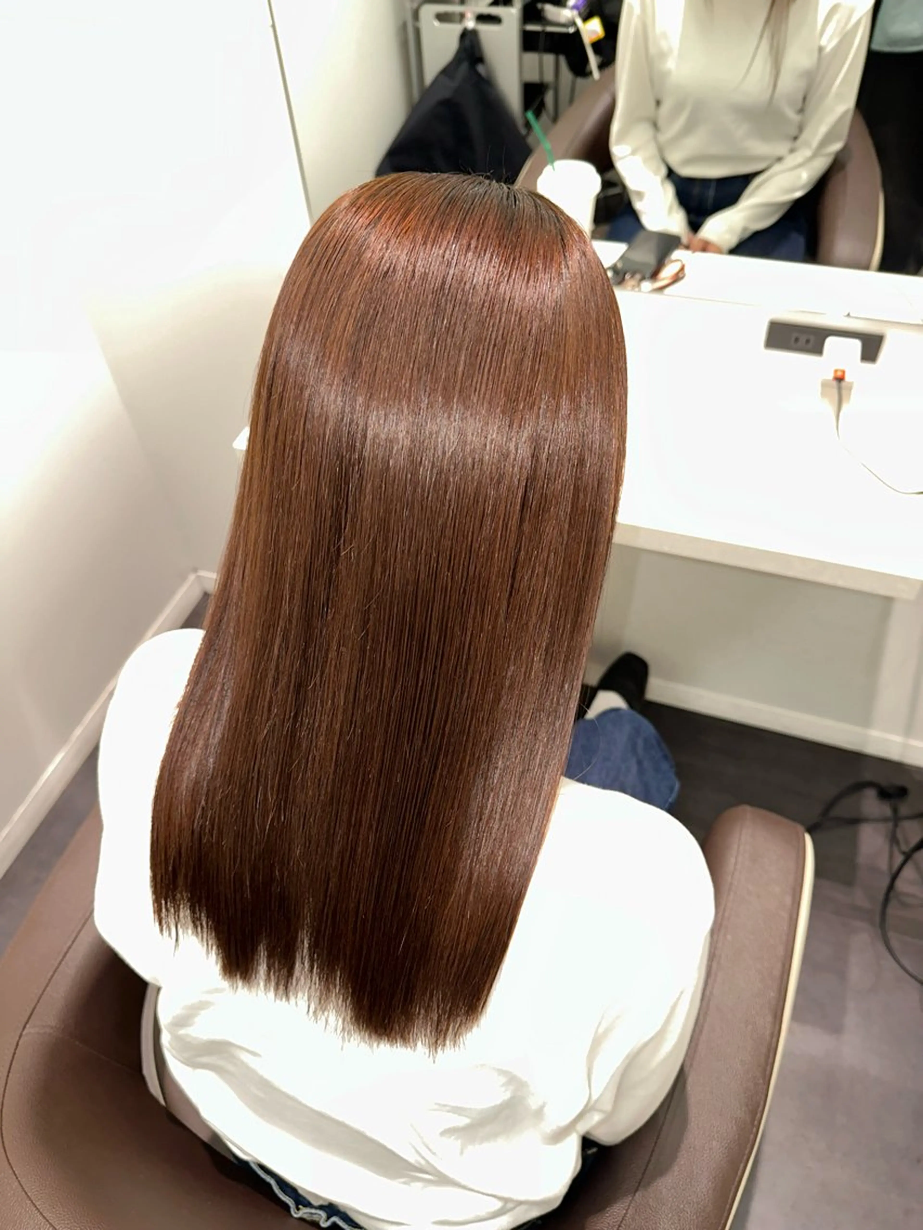 セミロング 美髪特化✨ 伊織✨縮毛矯正✨のヘアスタイル