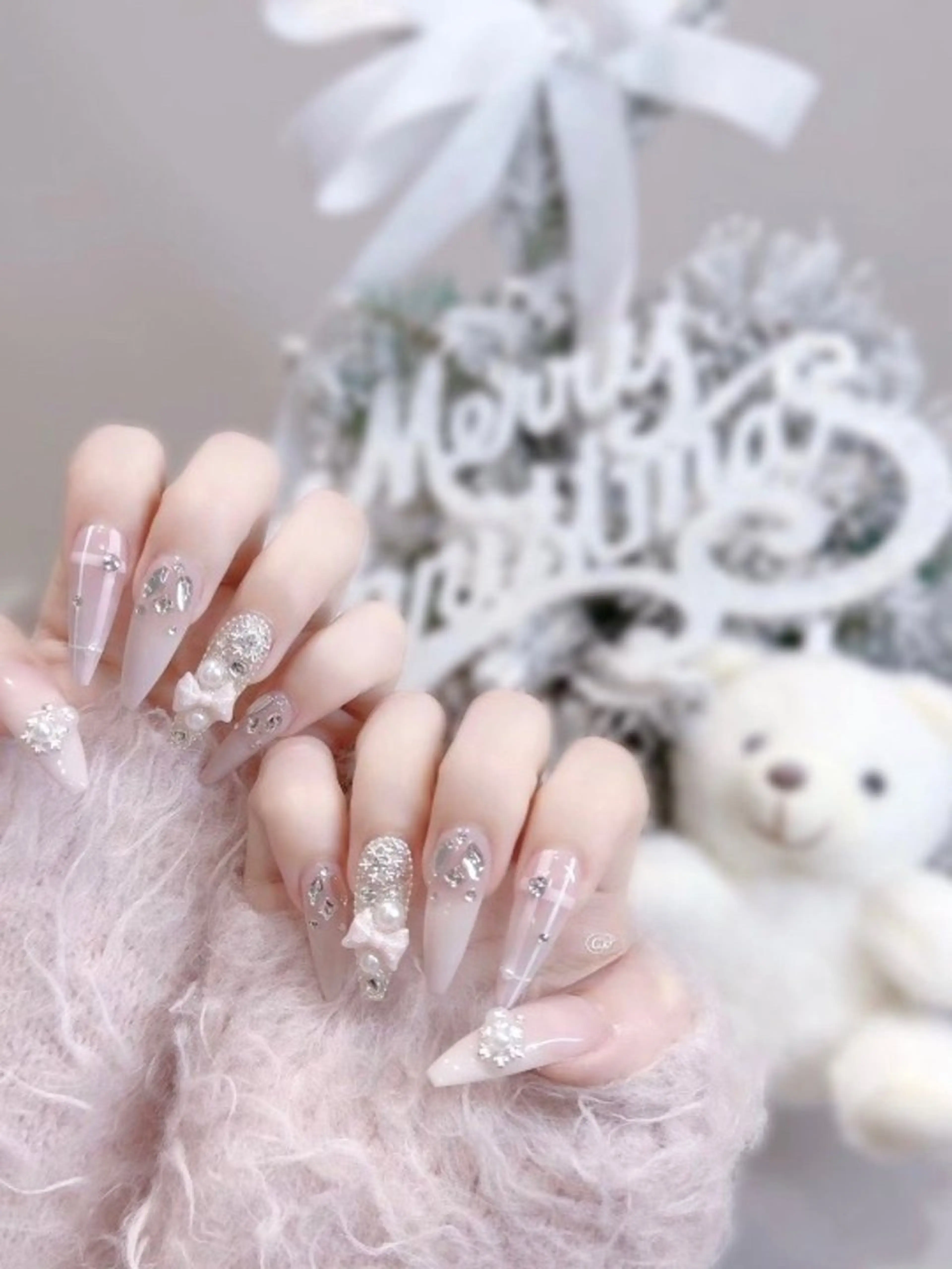 ネイル フラワーネイル フレンチネイル ジェルネイル ガーリー グラデーション ハンドネイル AIN Nailのネイルデザイン