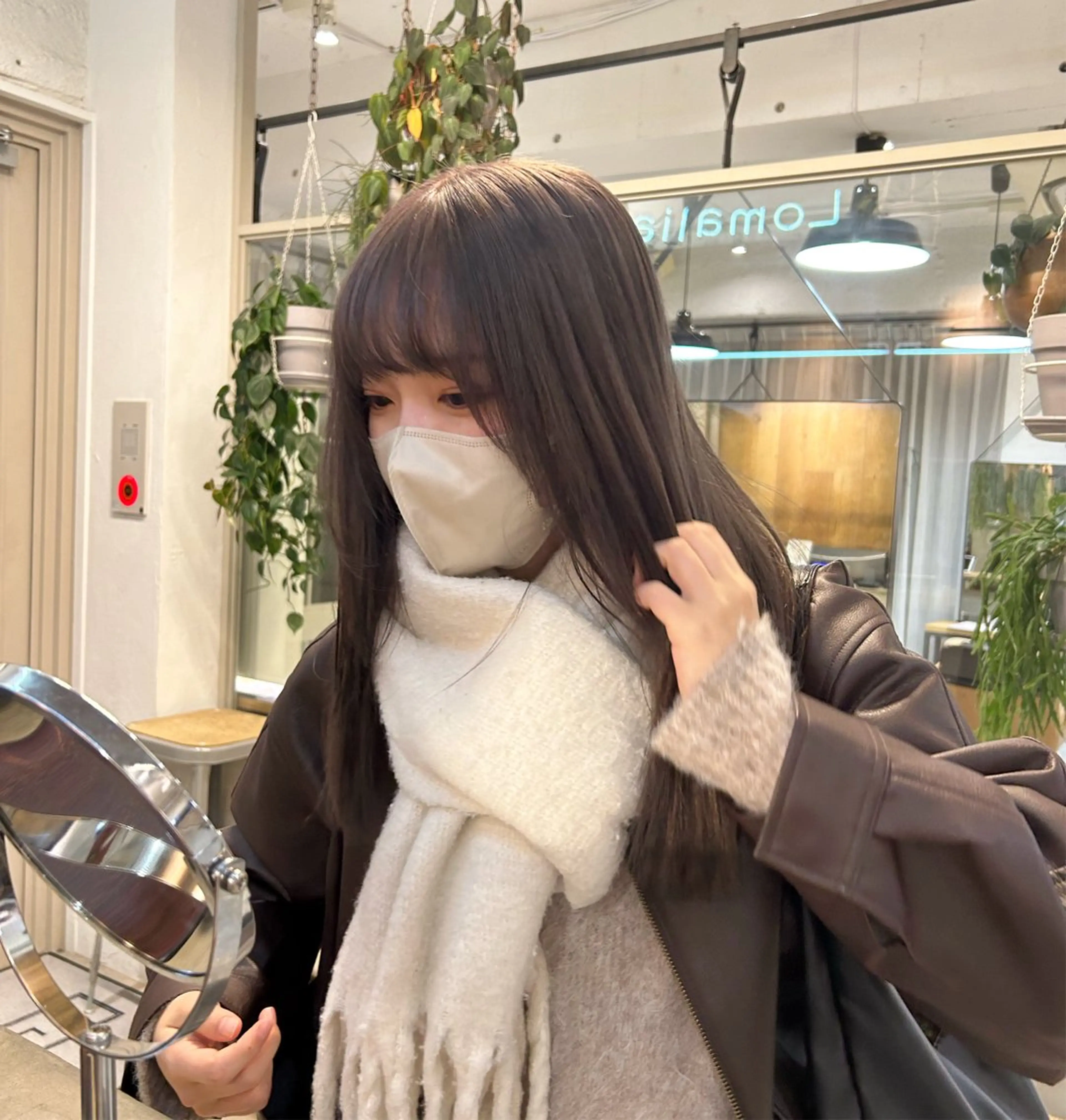 セミロング カラー カット ヘアカラー じゅわっと暖色カラー 🍊Moemiのヘアスタイル